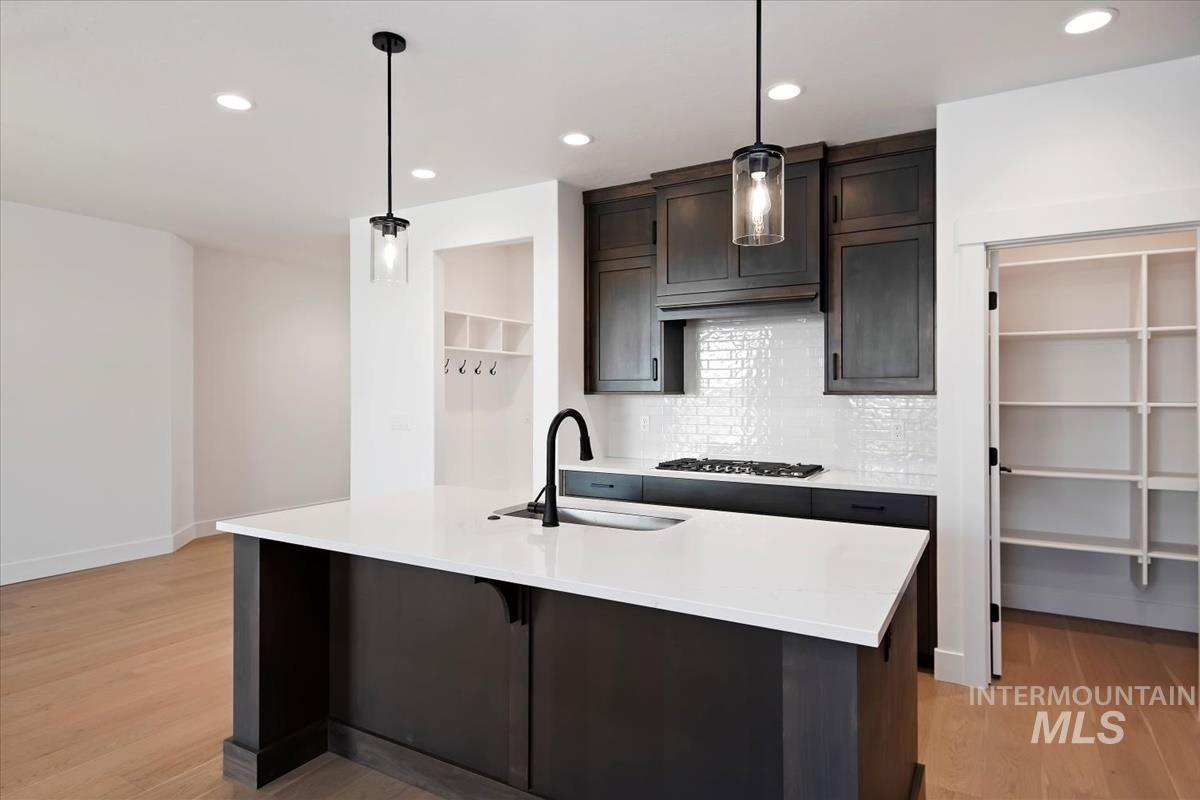 6534 E Lucy Drive, Eagle, Idaho 63629, 3 Bedrooms, 2 Bathrooms, Residential For Sale, Price $539,880, 98975526