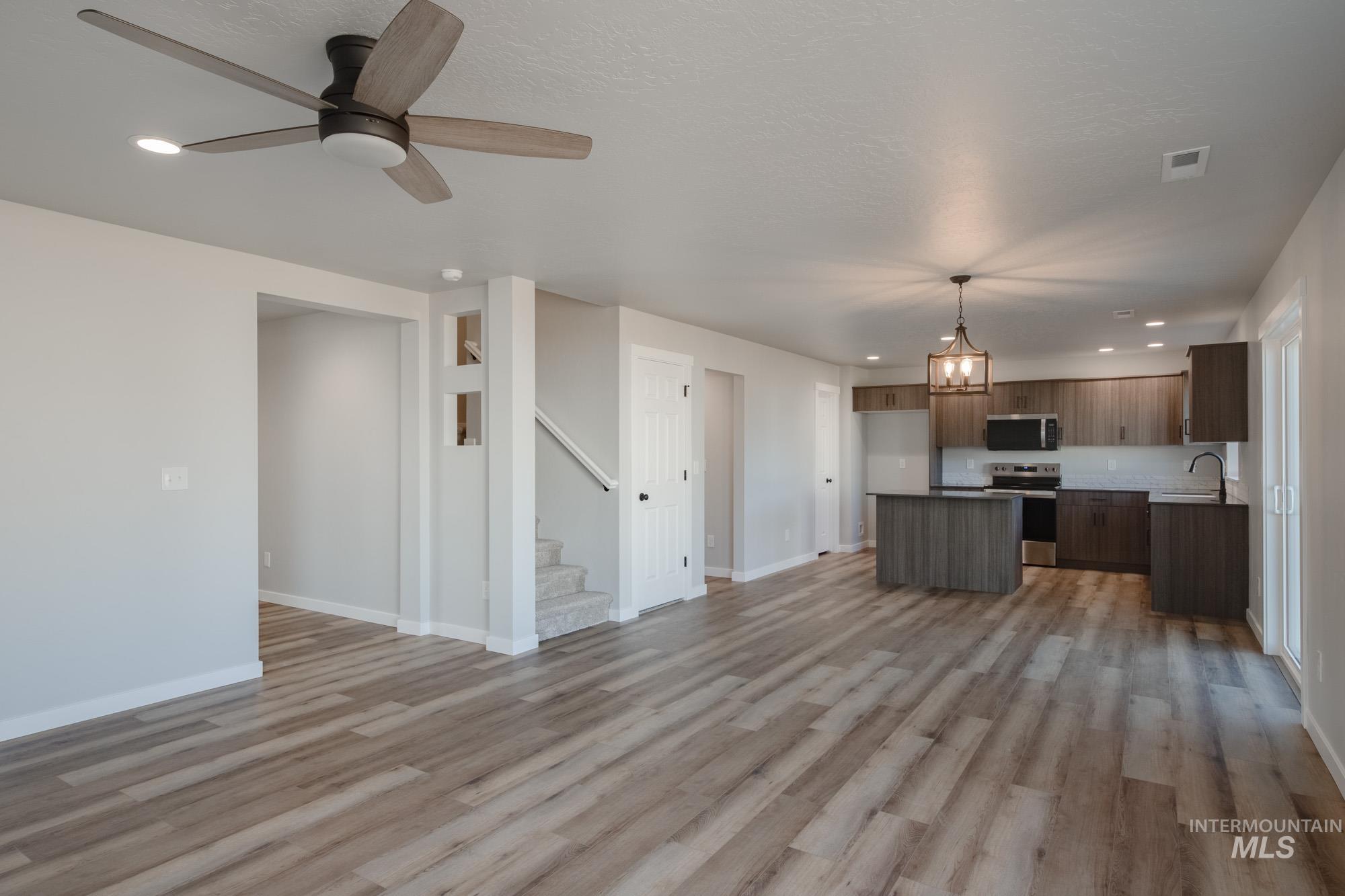 5298 S Memory Ave, Meridian, Idaho 83642, 4 Bedrooms, 2.5 Bathrooms, Residential For Sale, Price $478,990, 98975530