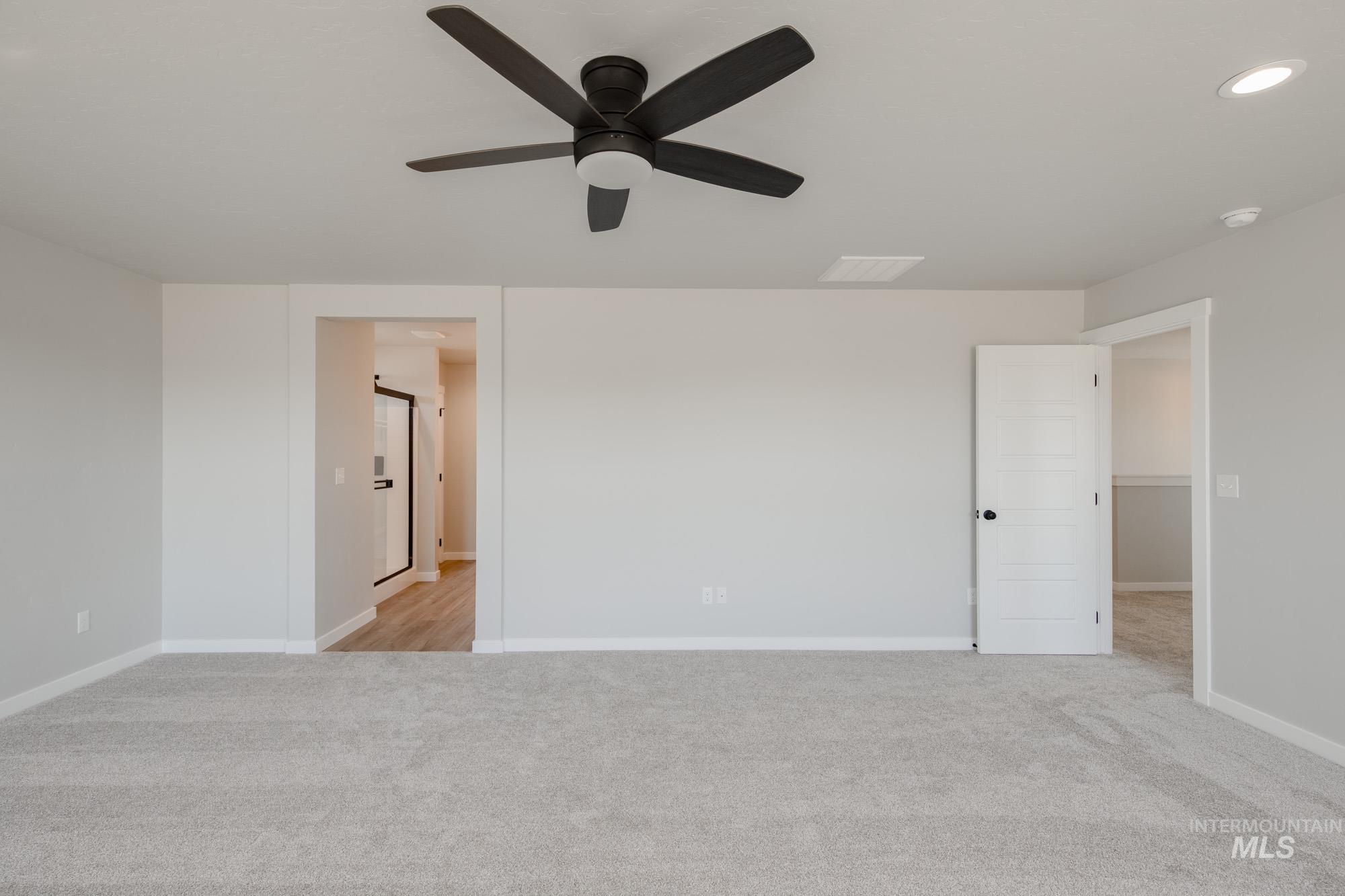 5270 S Memory Ave, Meridian, Idaho 83642, 5 Bedrooms, 3 Bathrooms, Residential For Sale, Price $550,990, 98975531