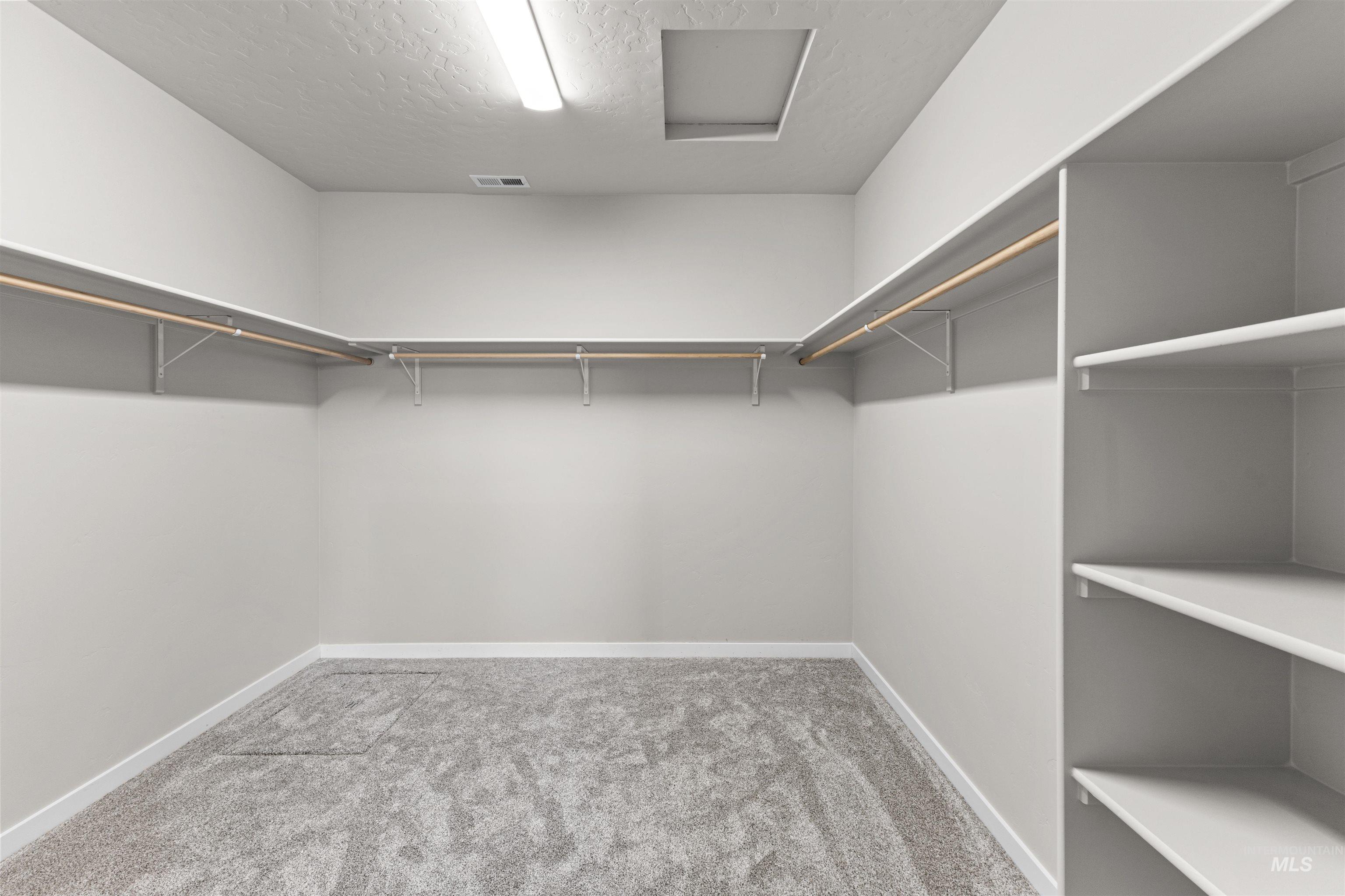 3724 W Amapola Dr, Meridian, Idaho 83642, 4 Bedrooms, 2.5 Bathrooms, Residential For Sale, Price $579,990, 98975534