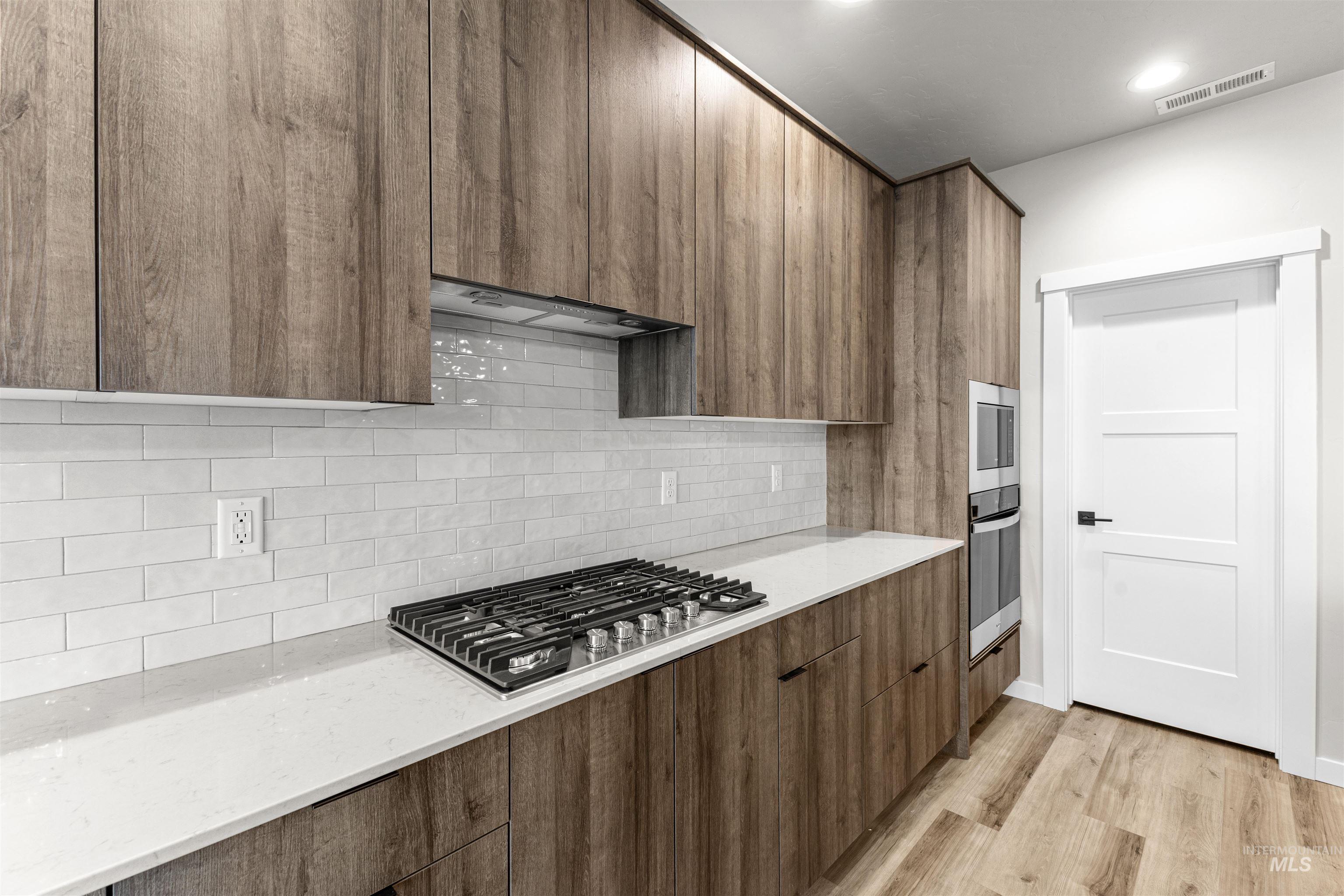 3724 W Amapola Dr, Meridian, Idaho 83642, 4 Bedrooms, 2.5 Bathrooms, Residential For Sale, Price $579,990, 98975534