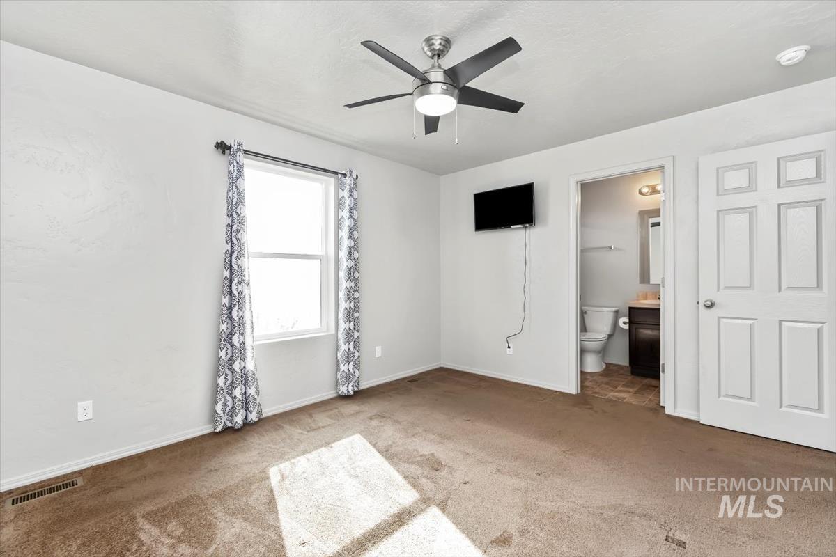 11919 Edgemoor St, Caldwell, Idaho 83605-1208, 3 Bedrooms, 2 Bathrooms, Residential For Sale, Price $344,900,MLS 98975535