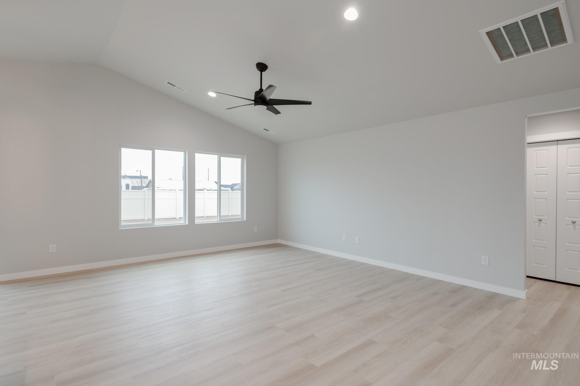 3680 W Amapola Dr, Meridian, Idaho 83642, 3 Bedrooms, 2 Bathrooms, Residential For Sale, Price $444,990, 98975537