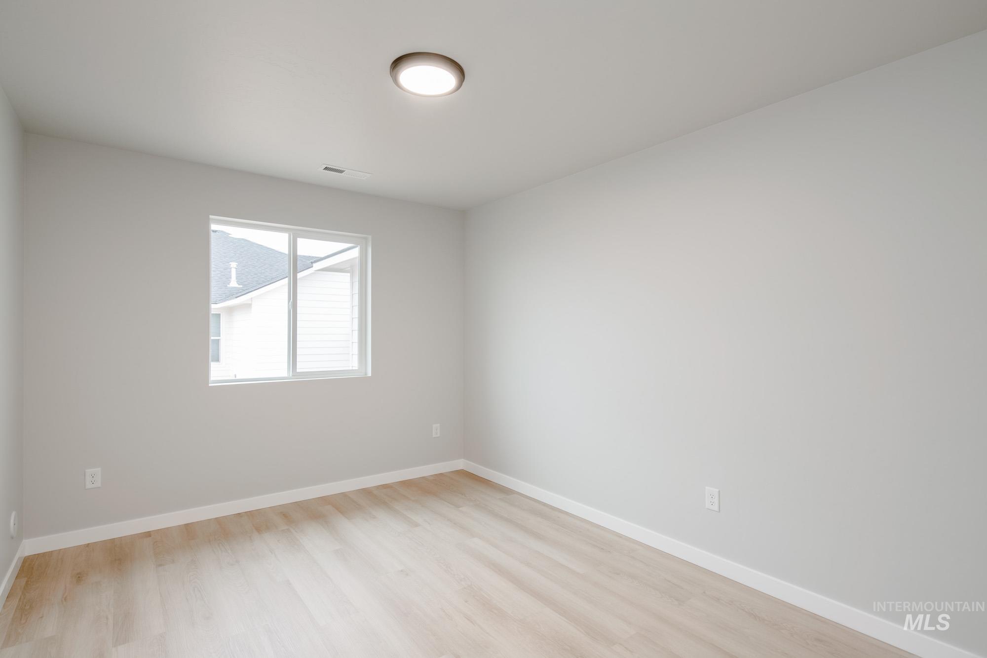 3680 W Amapola Dr, Meridian, Idaho 83642, 3 Bedrooms, 2 Bathrooms, Residential For Sale, Price $444,990, 98975537