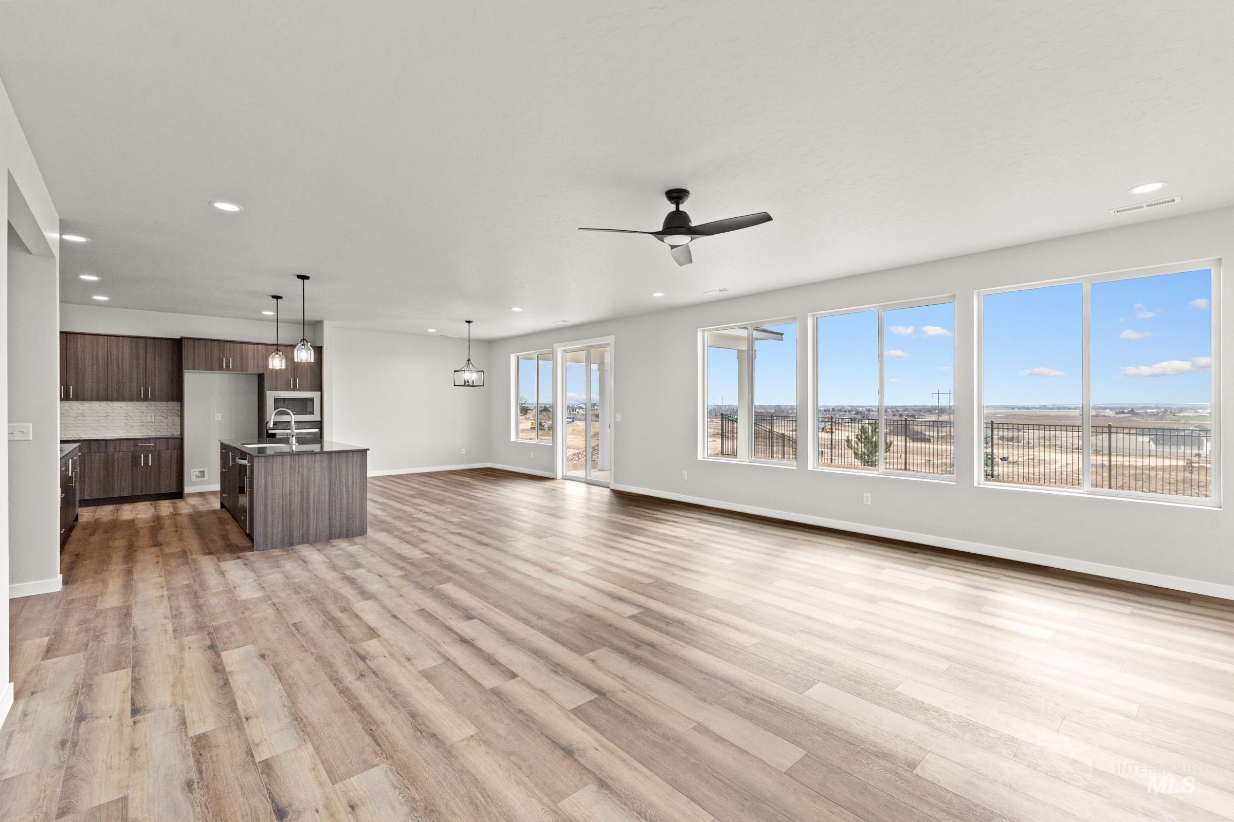 1063 W Cub River Dr, Meridian, Idaho 83642, 4 Bedrooms, 3.5 Bathrooms, Residential For Sale, Price $759,990,MLS 98975538