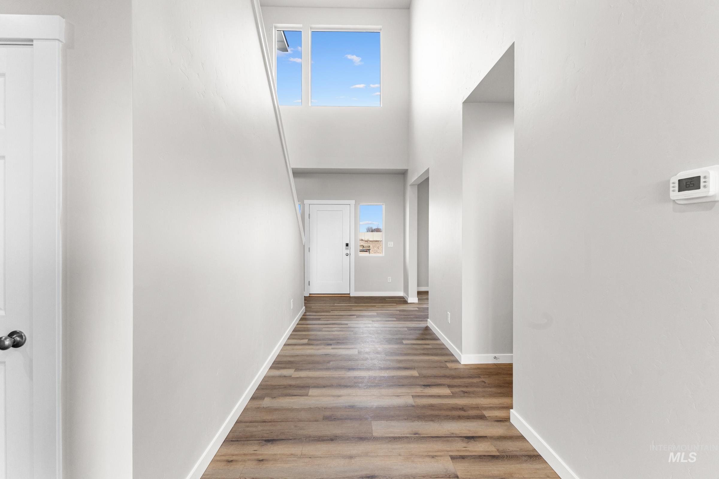 1063 W Cub River Dr, Meridian, Idaho 83642, 4 Bedrooms, 3.5 Bathrooms, Residential For Sale, Price $759,990,MLS 98975538