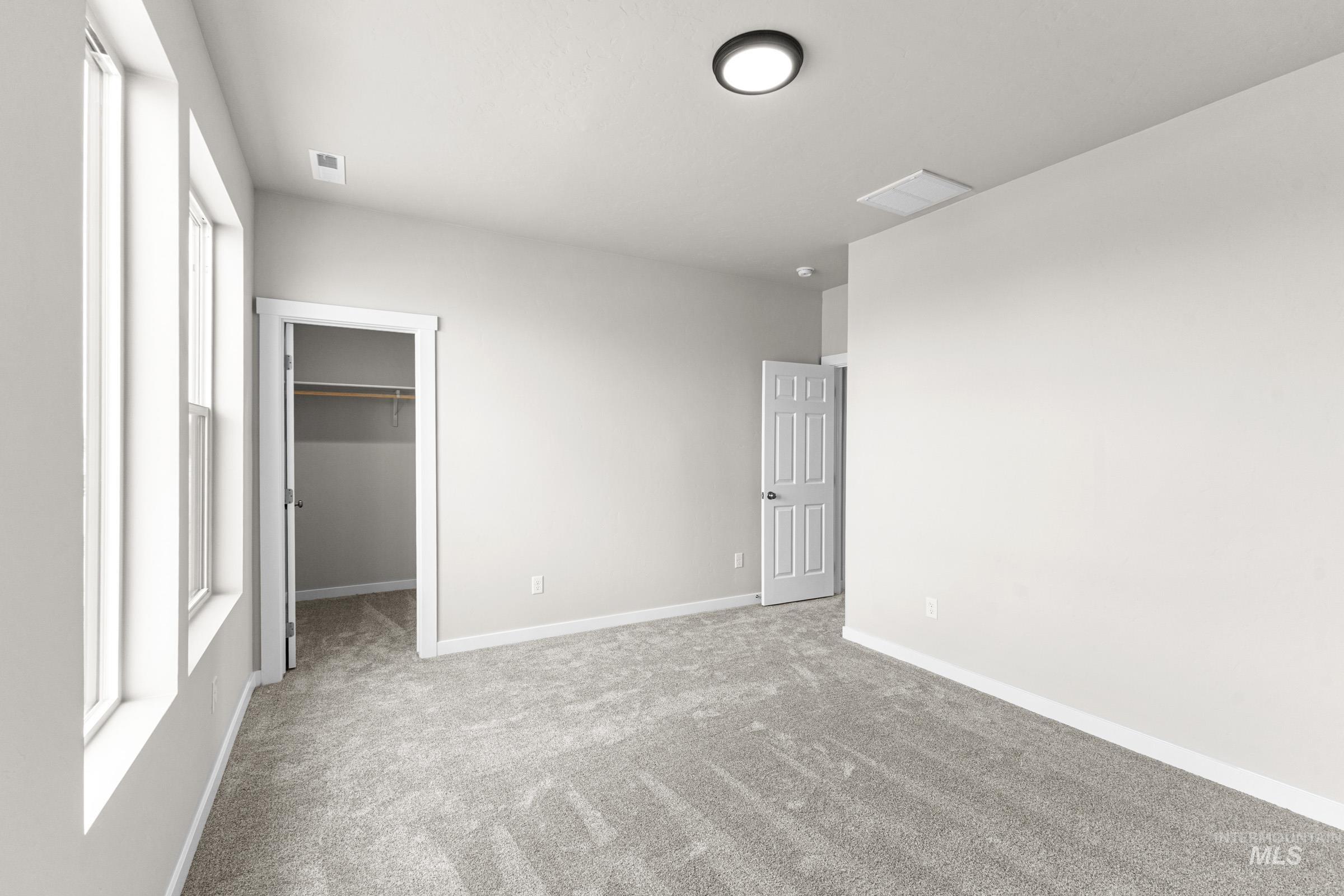 1063 W Cub River Dr, Meridian, Idaho 83642, 4 Bedrooms, 3.5 Bathrooms, Residential For Sale, Price $759,990,MLS 98975538