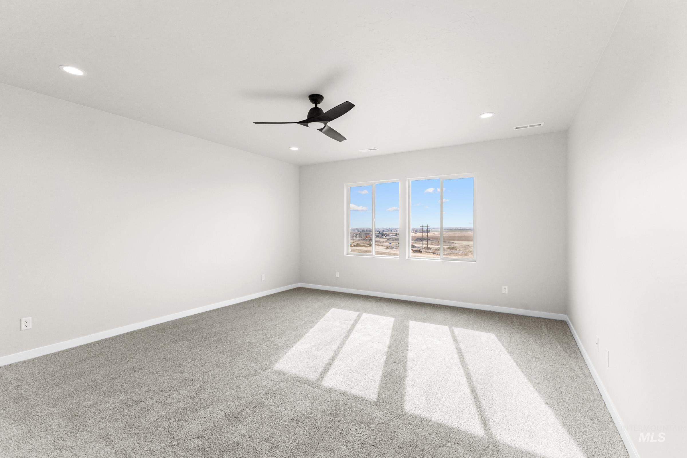 1063 W Cub River Dr, Meridian, Idaho 83642, 4 Bedrooms, 3.5 Bathrooms, Residential For Sale, Price $759,990,MLS 98975538