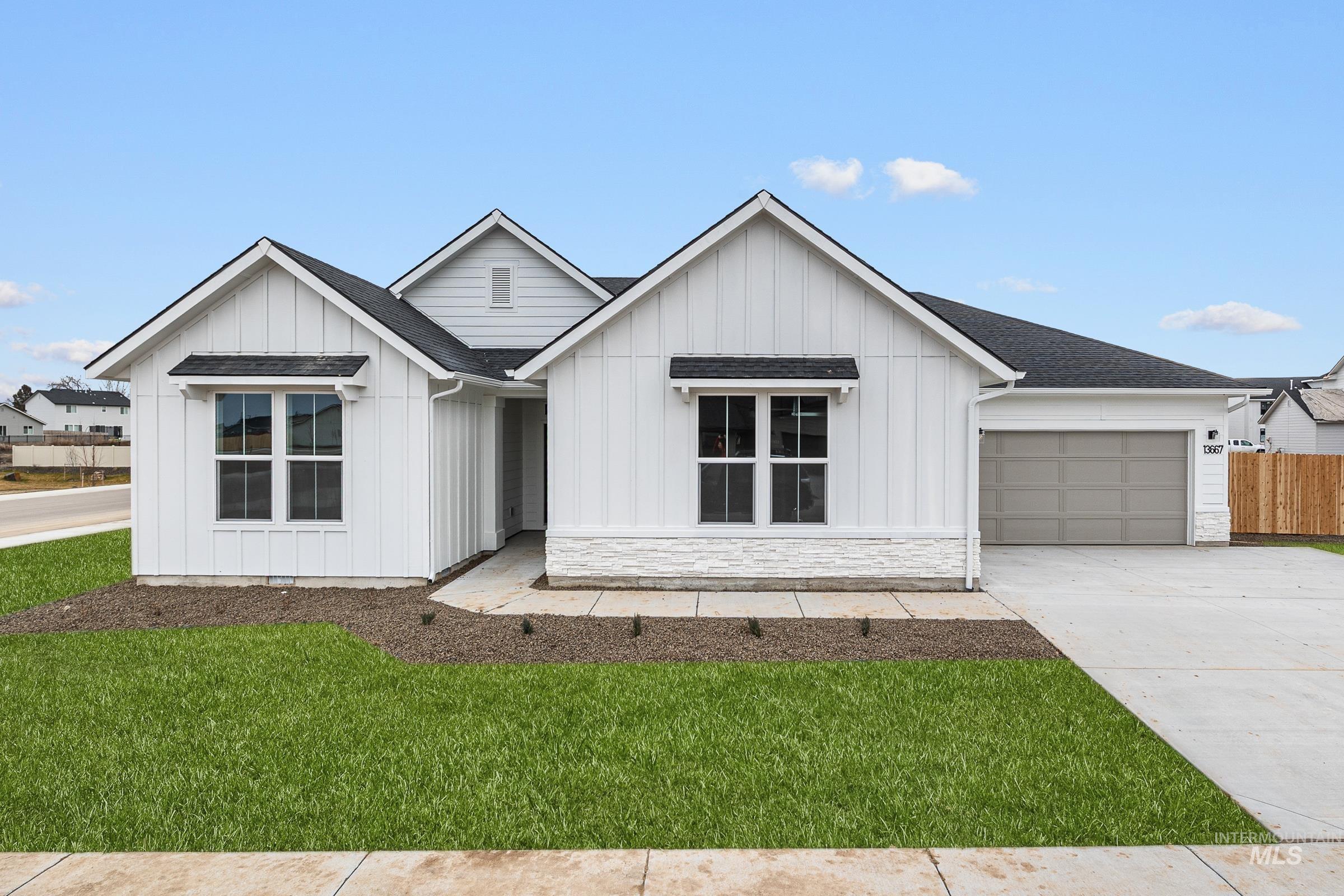 13667 Judson St, Caldwell, Idaho 83607, 4 Bedrooms, 2.5 Bathrooms, Residential For Sale, Price $529,990, 98975539