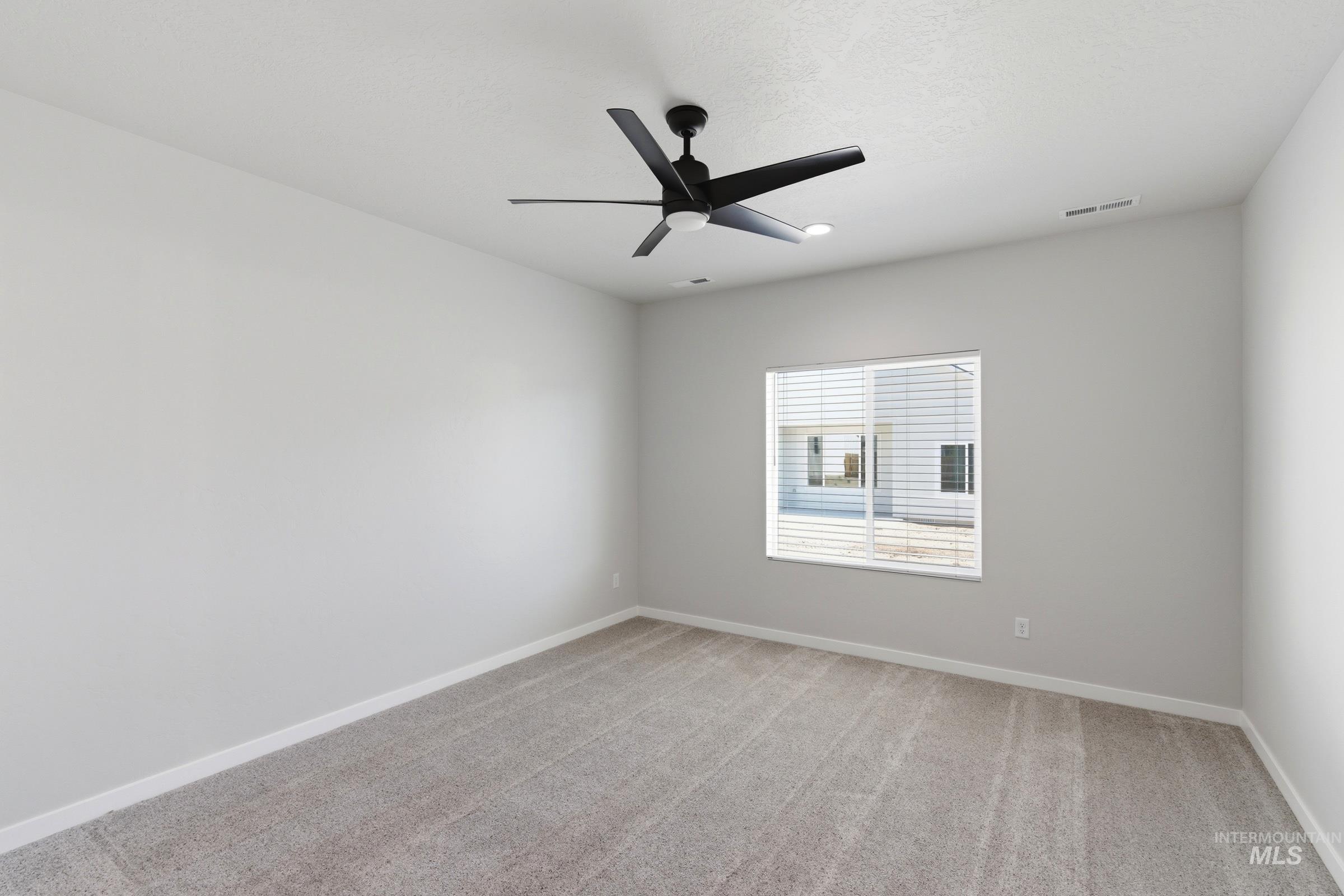 13656 Redway Ct, Caldwell, Idaho 83607, 3 Bedrooms, 2 Bathrooms, Residential For Sale, Price $449,990,MLS 98975543
