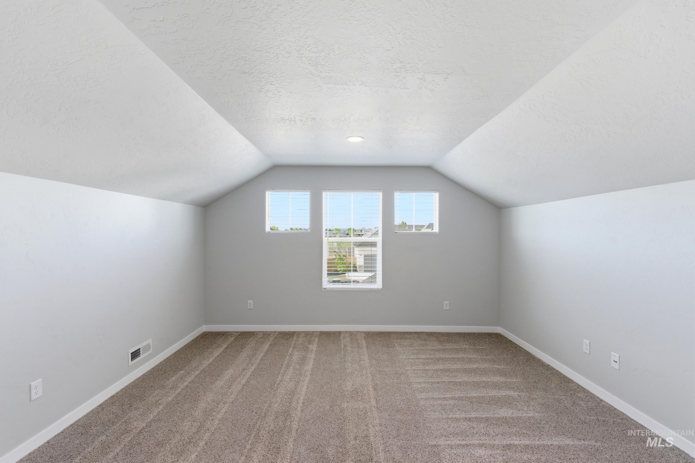 13656 Redway Ct, Caldwell, Idaho 83607, 3 Bedrooms, 2 Bathrooms, Residential For Sale, Price $449,990,MLS 98975543