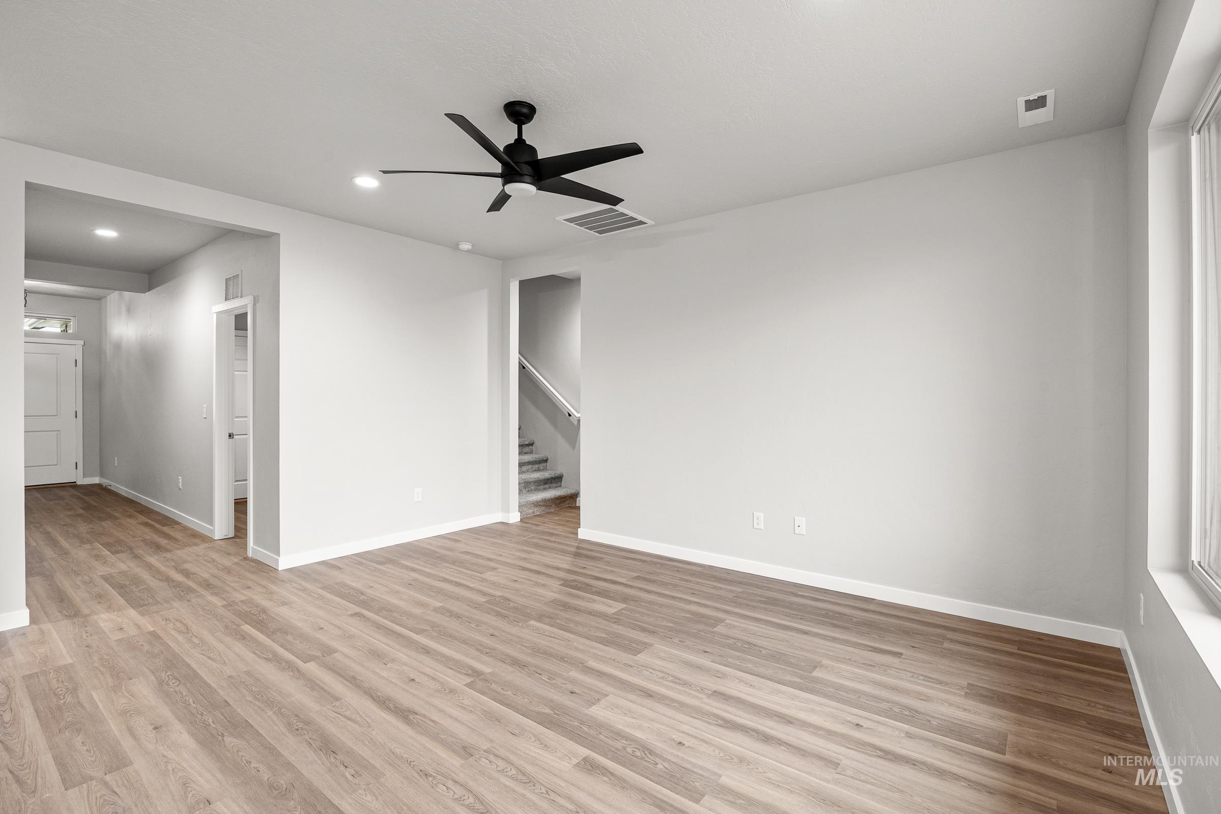 13656 Redway Ct, Caldwell, Idaho 83607, 3 Bedrooms, 2 Bathrooms, Residential For Sale, Price $449,990, 98975543