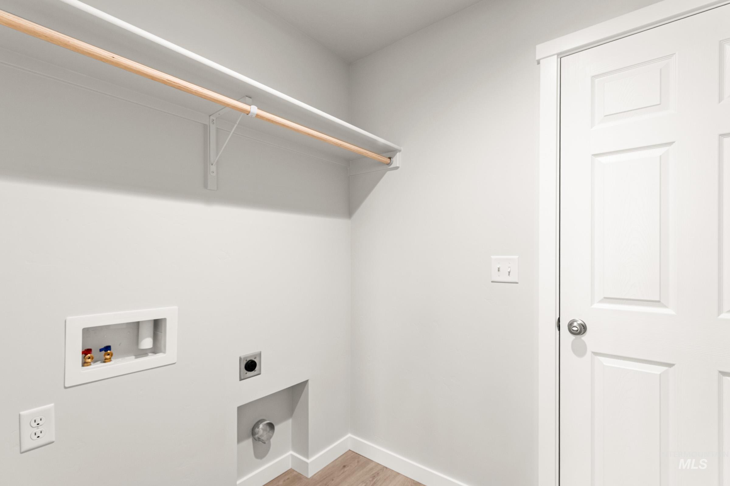 31 S Sweetgrass Ave, Nampa, Idaho 83651, 3 Bedrooms, 2.5 Bathrooms, Residential For Sale, Price $386,990, 98975544