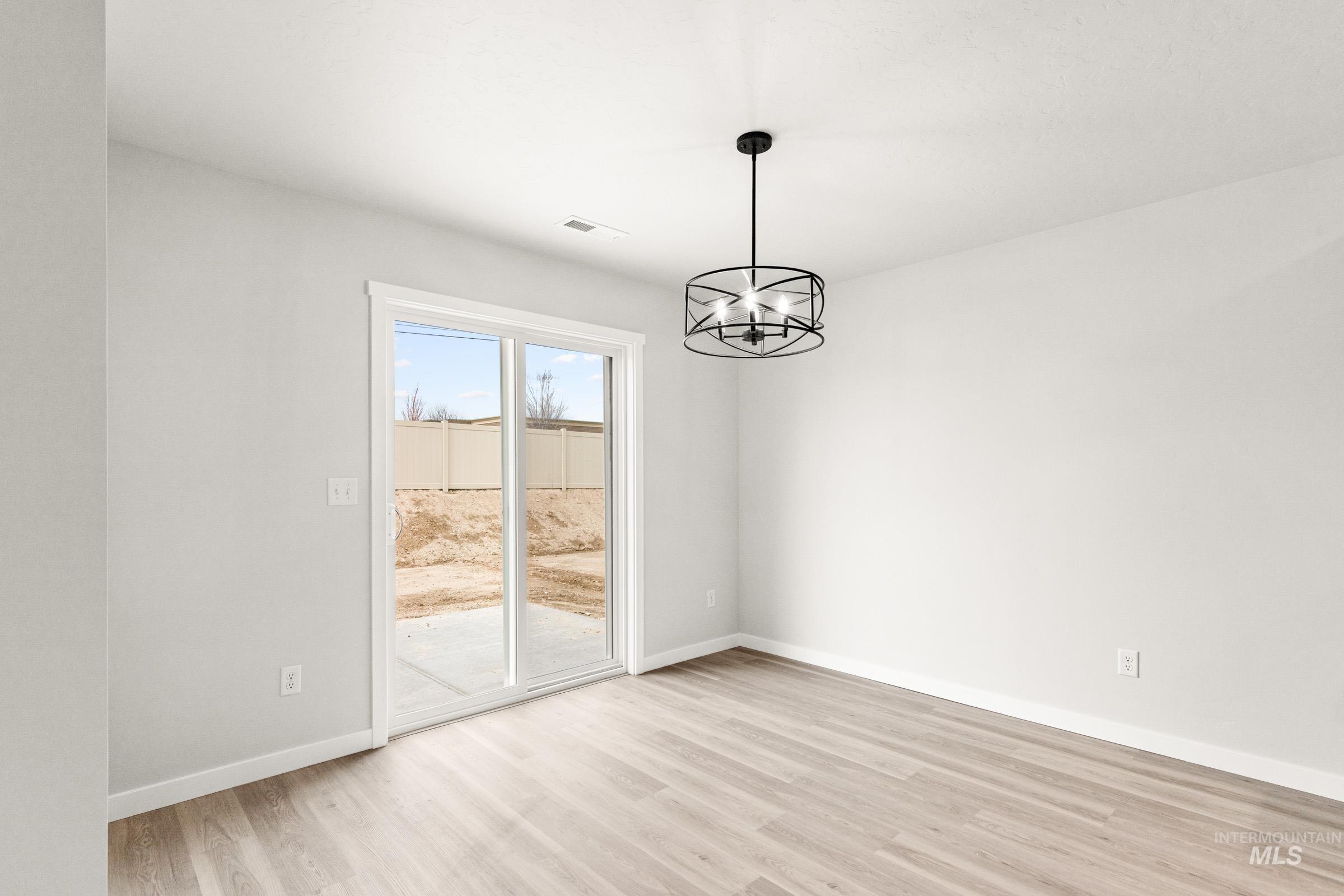 31 S Sweetgrass Ave, Nampa, Idaho 83651, 3 Bedrooms, 2.5 Bathrooms, Residential For Sale, Price $386,990, 98975544