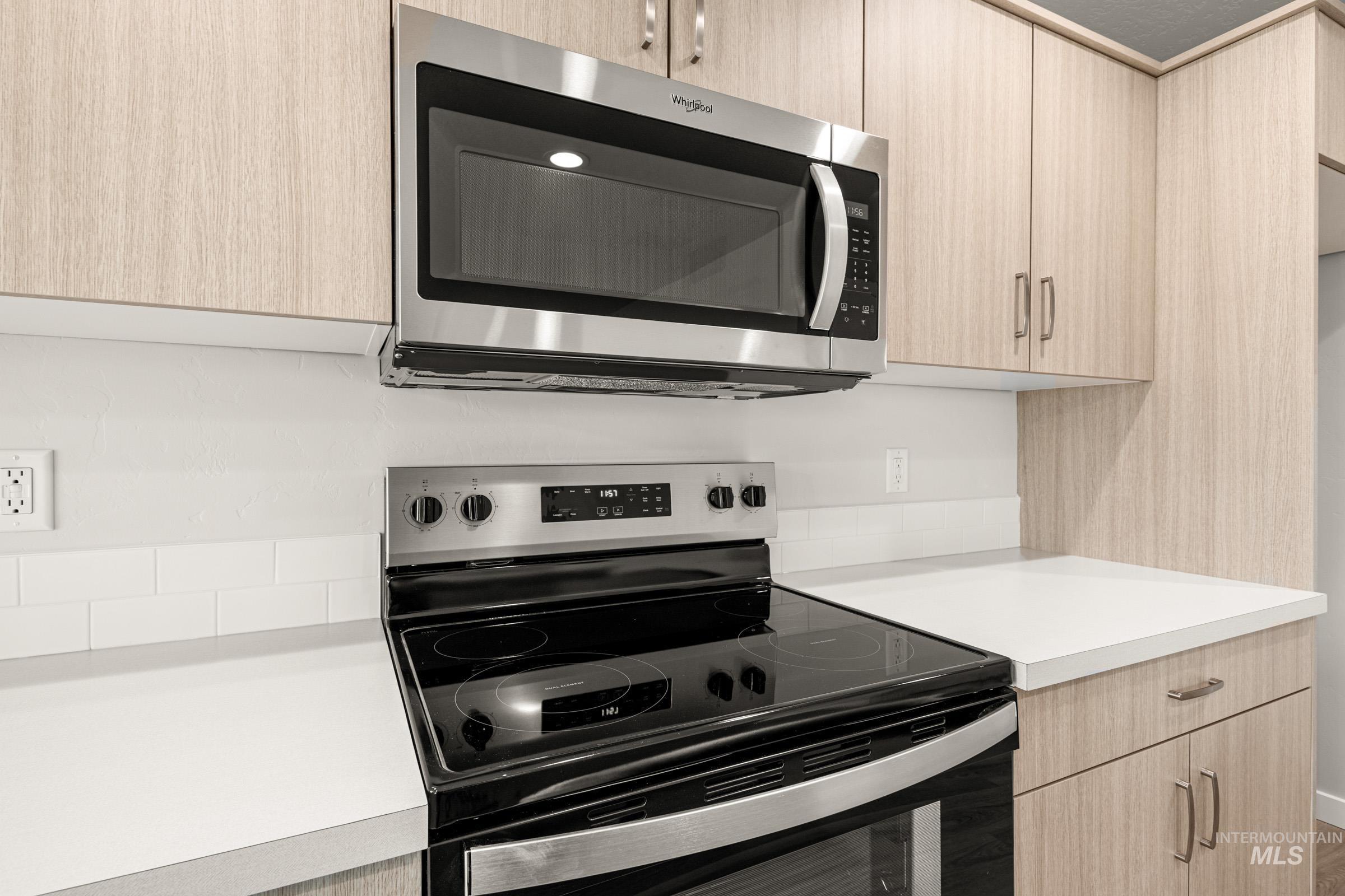 23 S Sweetgrass Pl, Nampa, Idaho 83651, 3 Bedrooms, 2.5 Bathrooms, Residential For Sale, Price $385,990, 98975545