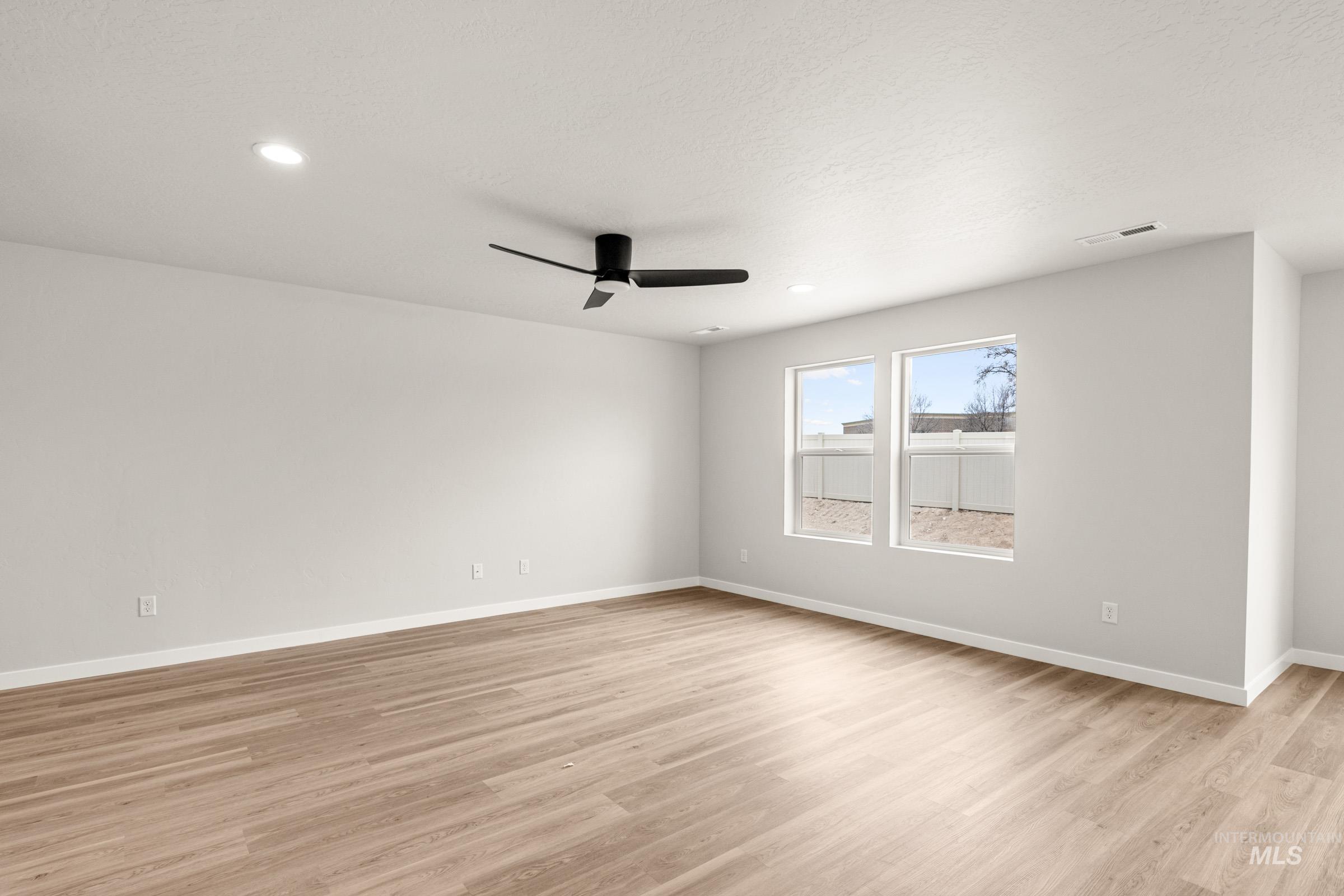 23 S Sweetgrass Pl, Nampa, Idaho 83651, 3 Bedrooms, 2.5 Bathrooms, Residential For Sale, Price $385,990, 98975545