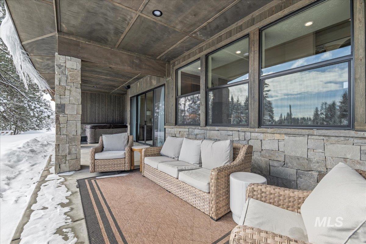 18 Arnica Ln, McCall, Idaho 83638, 5 Bedrooms, 5 Bathrooms, Residential For Sale, Price $2,399,000,MLS 98975546