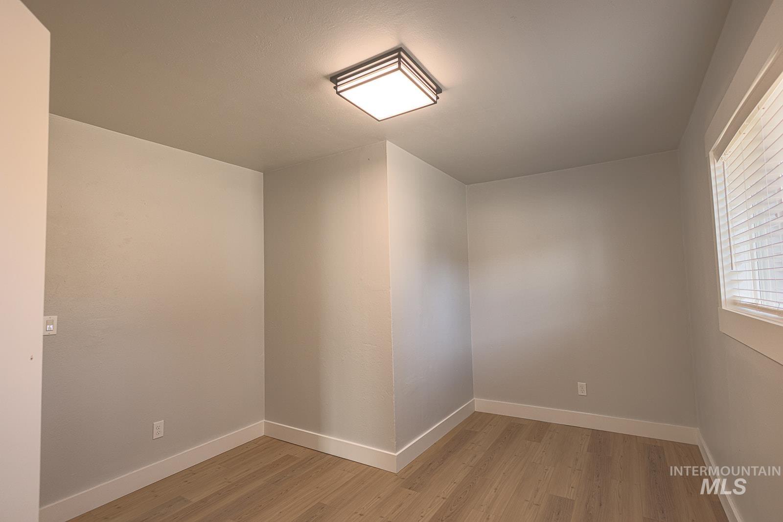 1411 11th Avenue South, Nampa, Idaho 83651, 2 Bedrooms, 1 Bathroom, Residential For Sale, Price $315,000,MLS 98975547