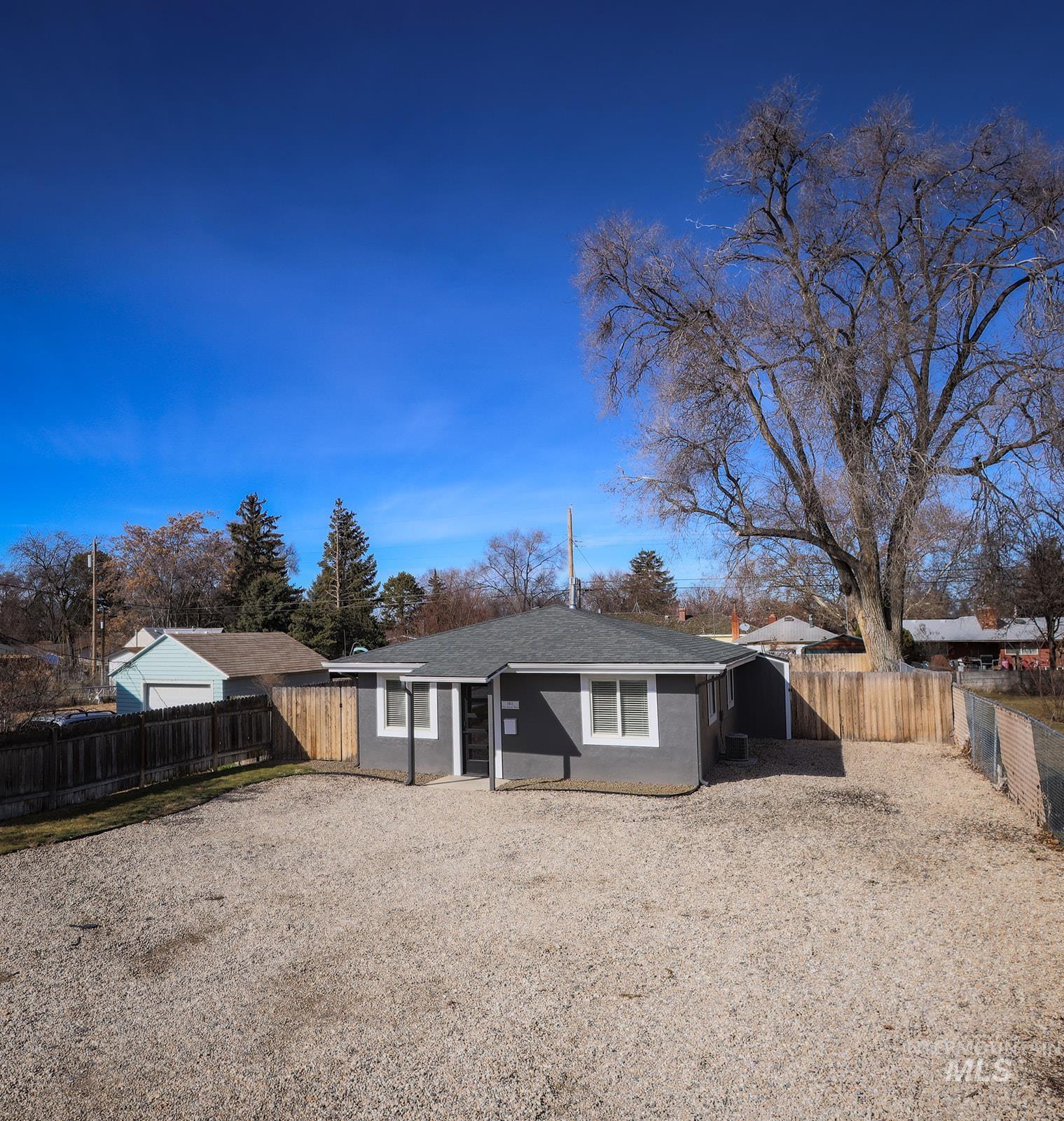 1411 11th Avenue South, Nampa, Idaho 83651, 2 Bedrooms, 1 Bathroom, Residential For Sale, Price $315,000,MLS 98975547