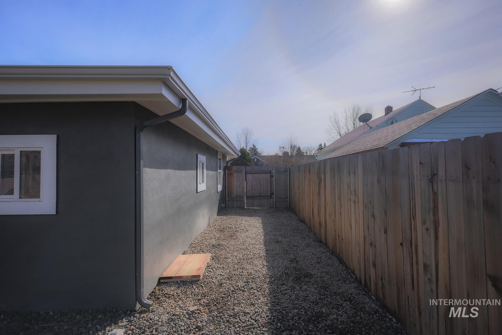 1411 11th Avenue South, Nampa, Idaho 83651, 2 Bedrooms, 1 Bathroom, Residential For Sale, Price $315,000,MLS 98975547