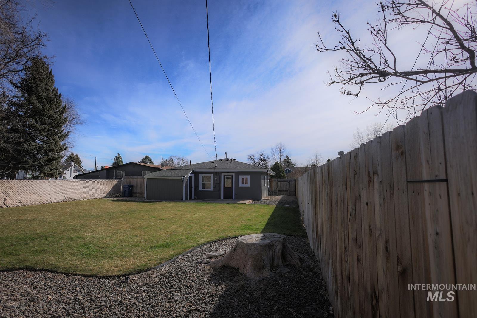 1411 11th Avenue South, Nampa, Idaho 83651, 2 Bedrooms, 1 Bathroom, Residential For Sale, Price $315,000,MLS 98975547