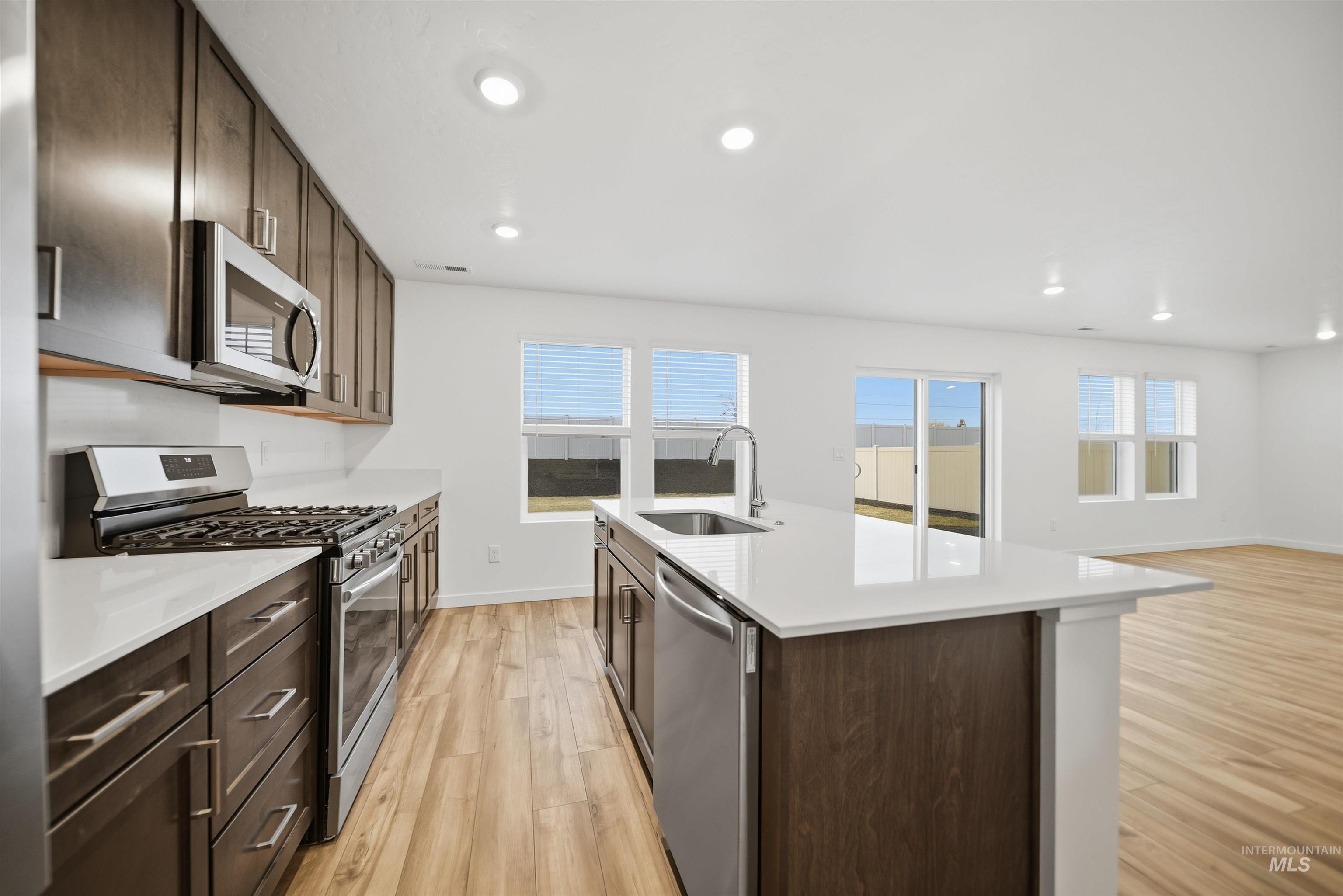 8577 E Love Ct, Nampa, Idaho 83687, 4 Bedrooms, 3 Bathrooms, Residential For Sale, Price $502,000,MLS 98975549