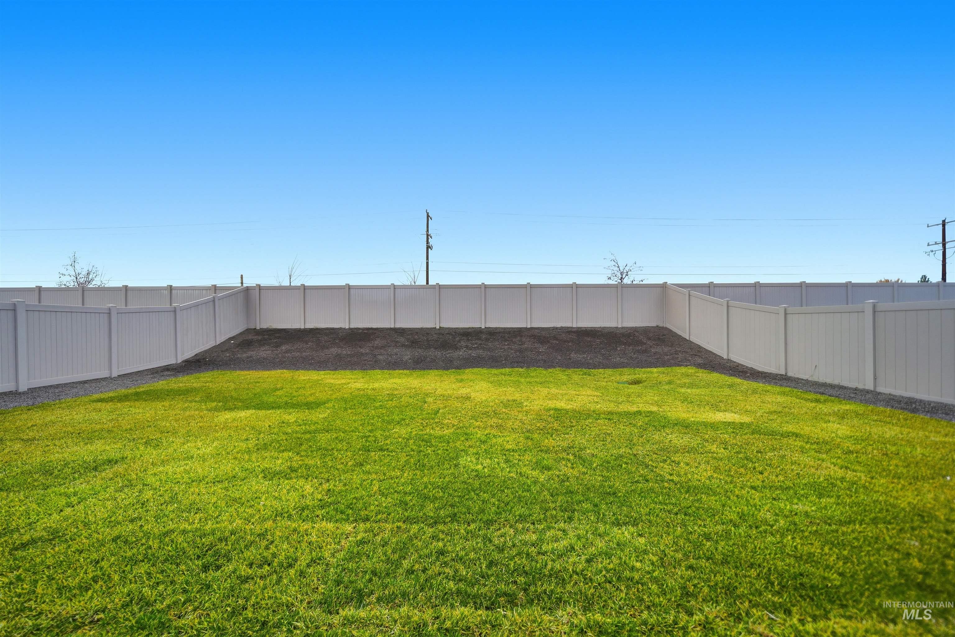 8577 E Love Ct, Nampa, Idaho 83687, 4 Bedrooms, 3 Bathrooms, Residential For Sale, Price $502,000, 98975549