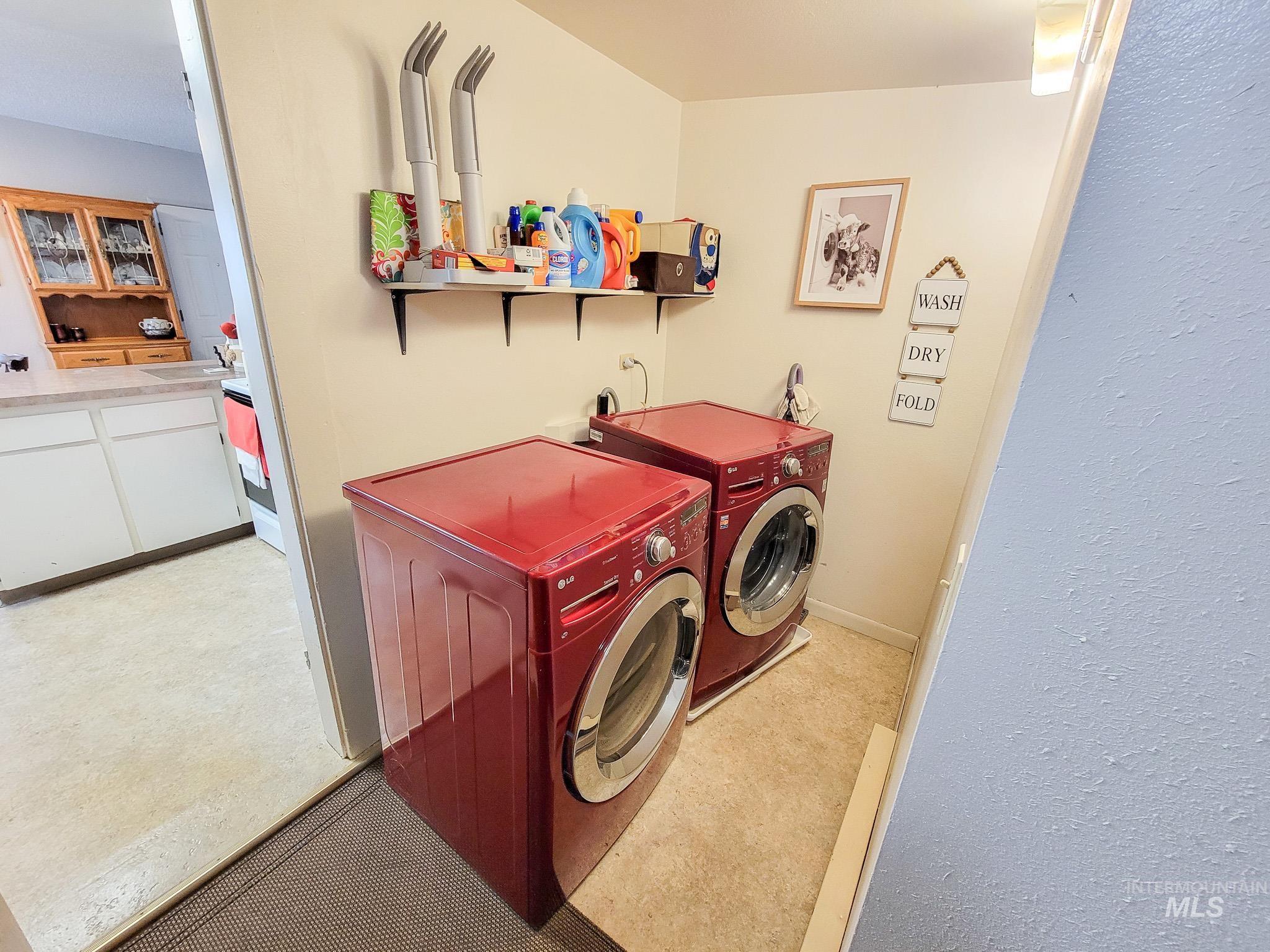 1107 Francis, Clarkston, Washington 99403, 3 Bedrooms, 1 Bathroom, Residential For Sale, Price $249,900,MLS 98975552