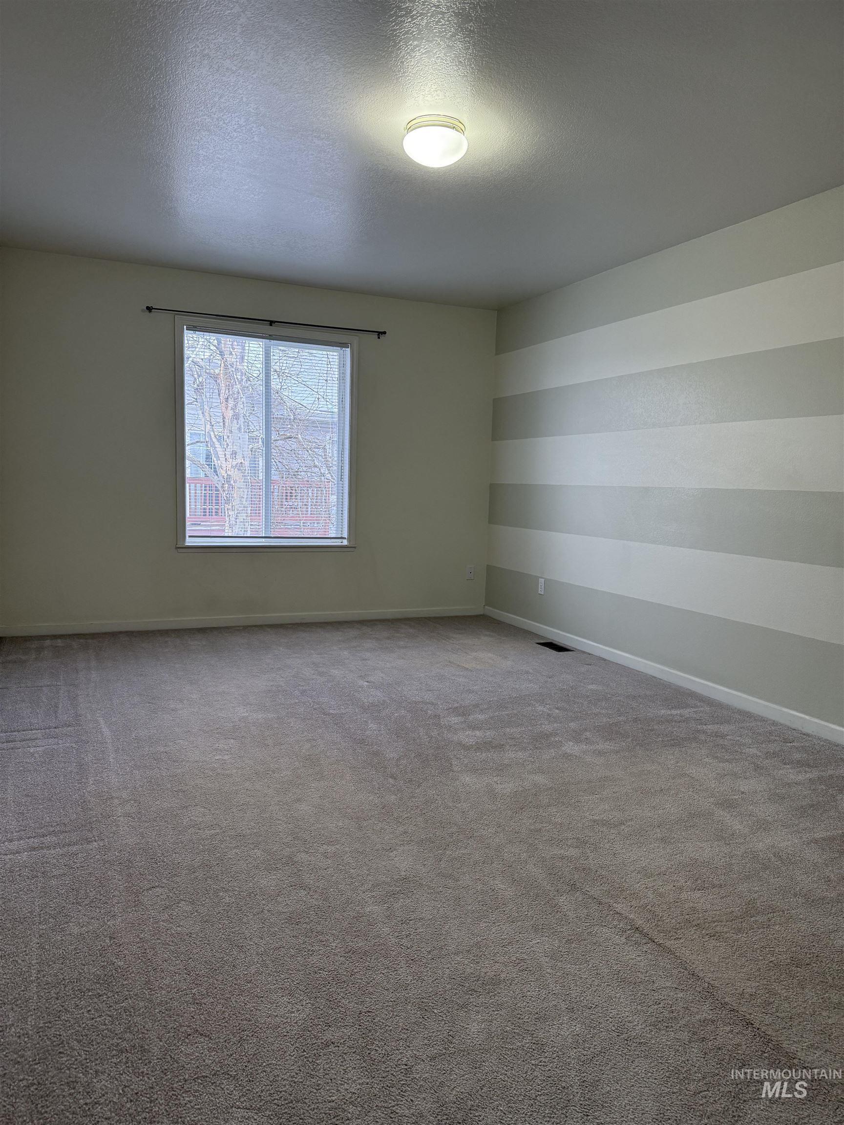562 Deer Meadow, Moscow, Idaho 83843, 2 Bedrooms, 1.5 Bathrooms, Residential For Sale, Price $299,000, 98975553