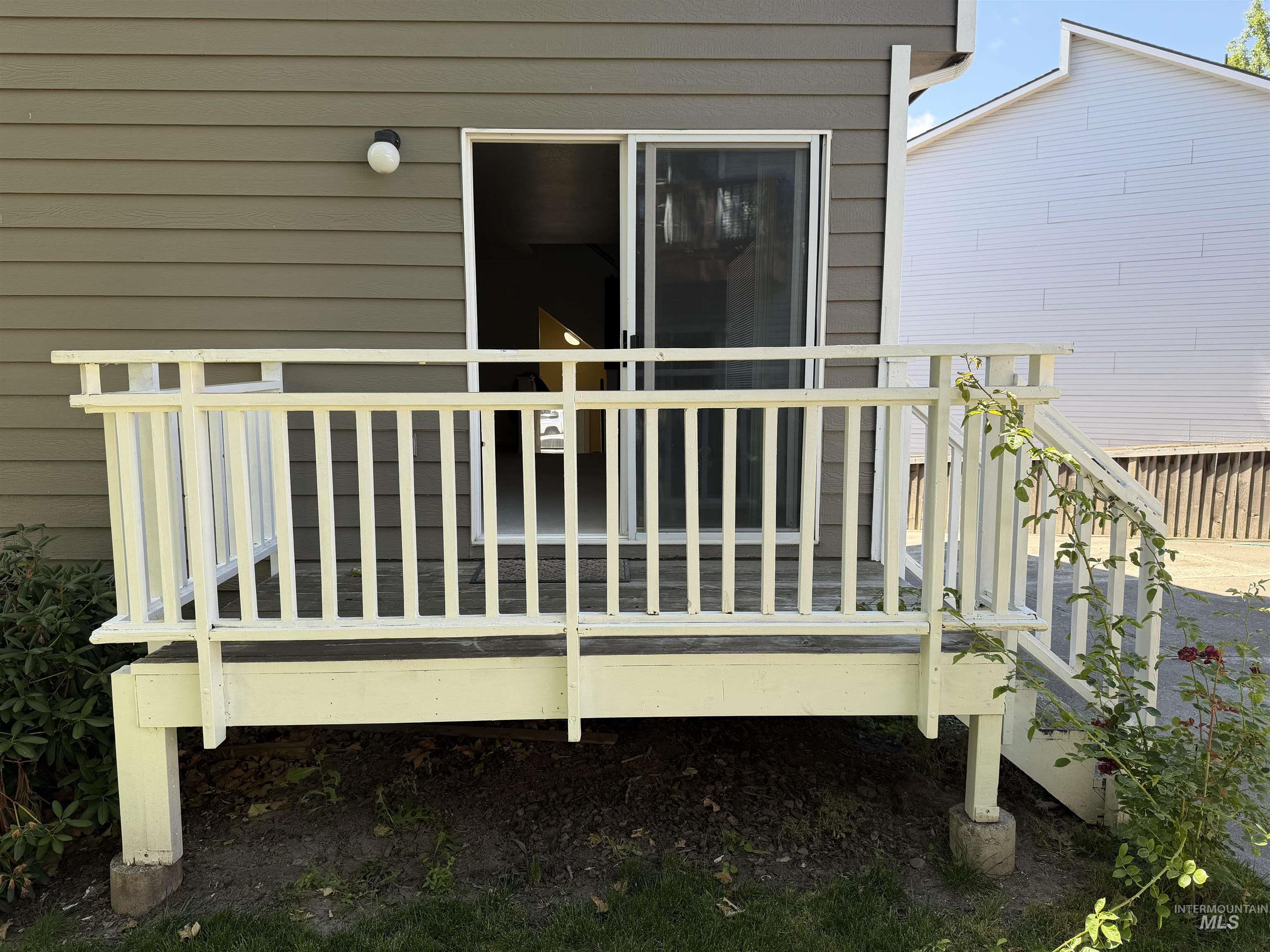 562 Deer Meadow, Moscow, Idaho 83843, 2 Bedrooms, 1.5 Bathrooms, Residential For Sale, Price $299,000, 98975553