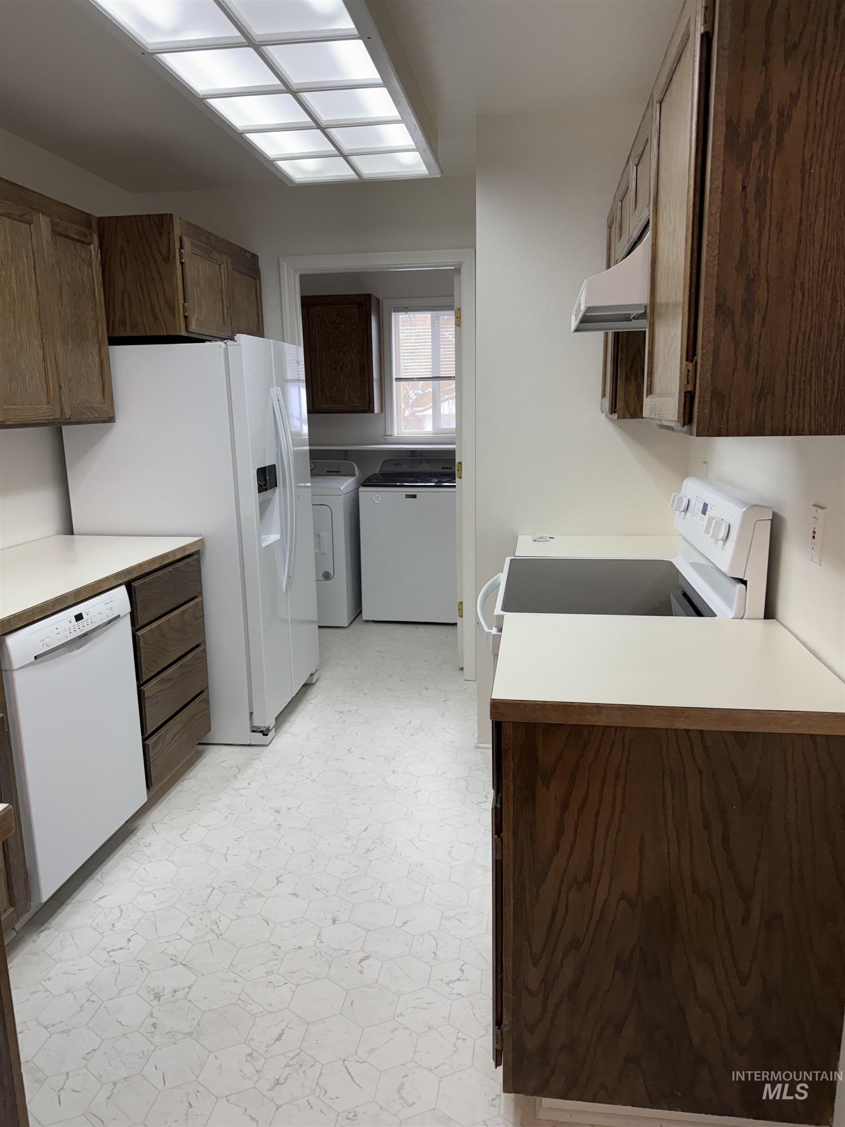 562 Deer Meaadow, Moscow, Idaho 82843, 2 Bedrooms, 1.5 Bathrooms, Residential For Sale, Price $319,000,MLS 98975553