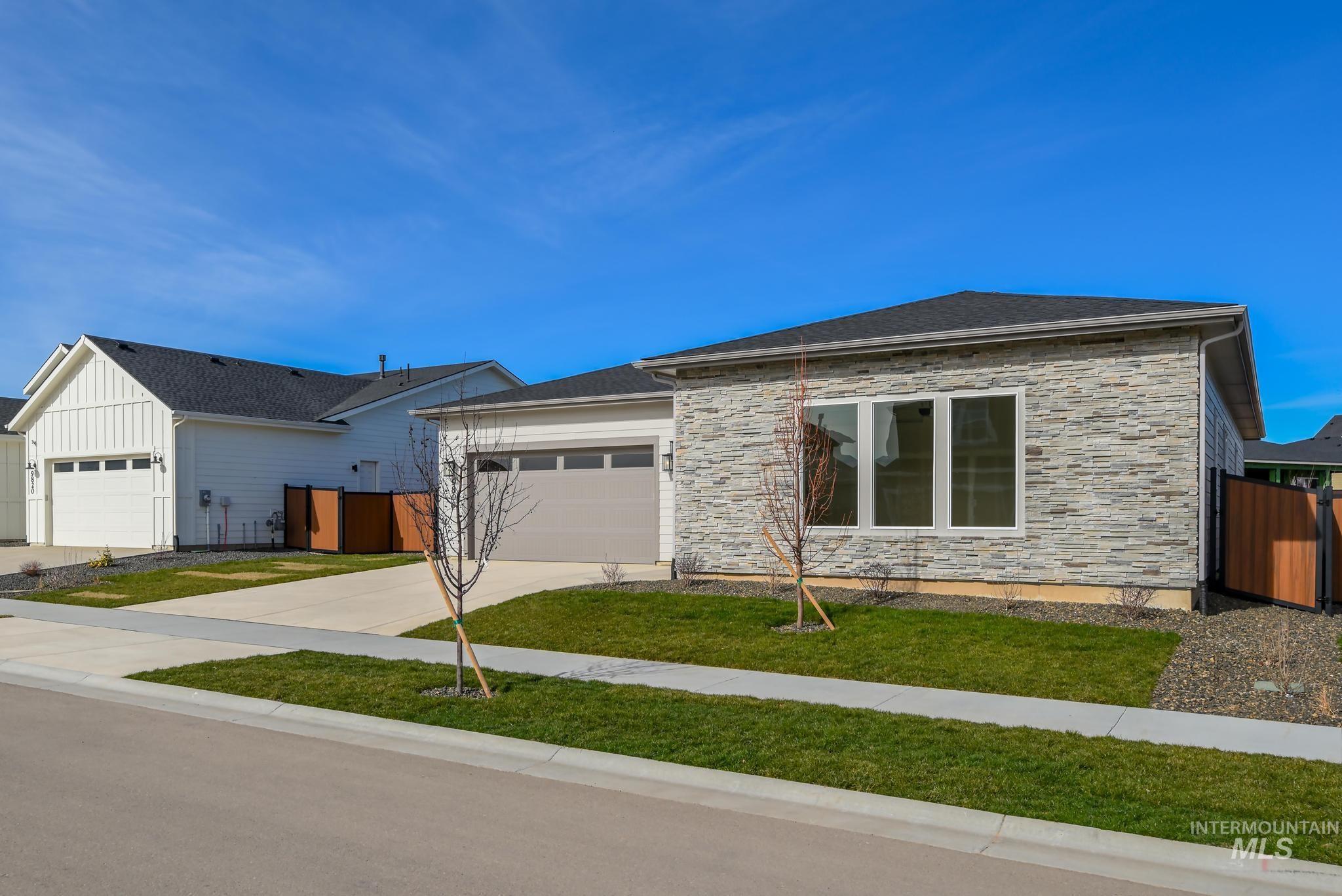 9800 W Novato St, Star, Idaho 83669, 3 Bedrooms, 2.5 Bathrooms, Residential For Sale, Price $619,000,MLS 98975555