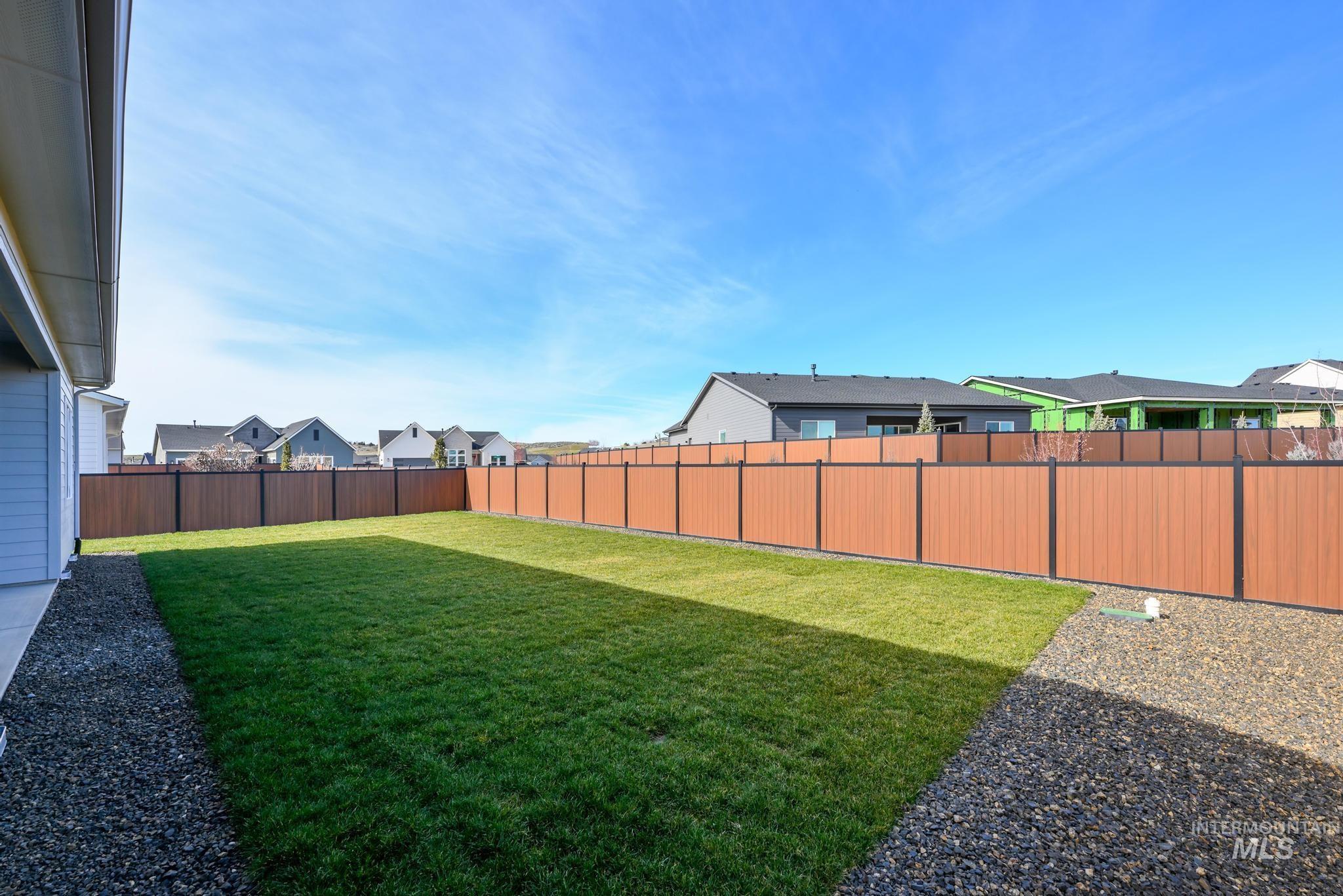 9800 W Novato St, Star, Idaho 83669, 3 Bedrooms, 2.5 Bathrooms, Residential For Sale, Price $619,000,MLS 98975555