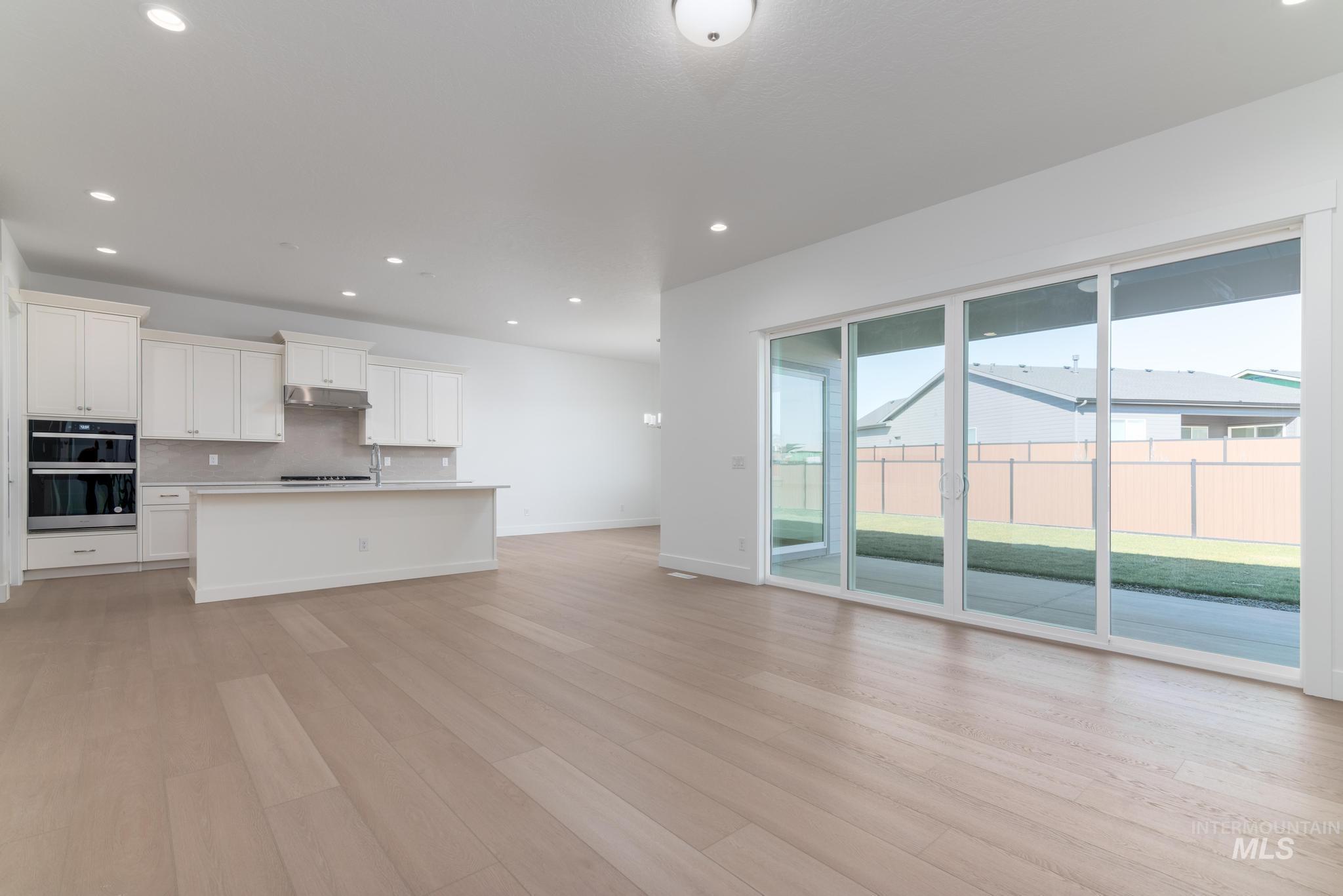 9800 W Novato St, Star, Idaho 83669, 3 Bedrooms, 2.5 Bathrooms, Residential For Sale, Price $619,000,MLS 98975555