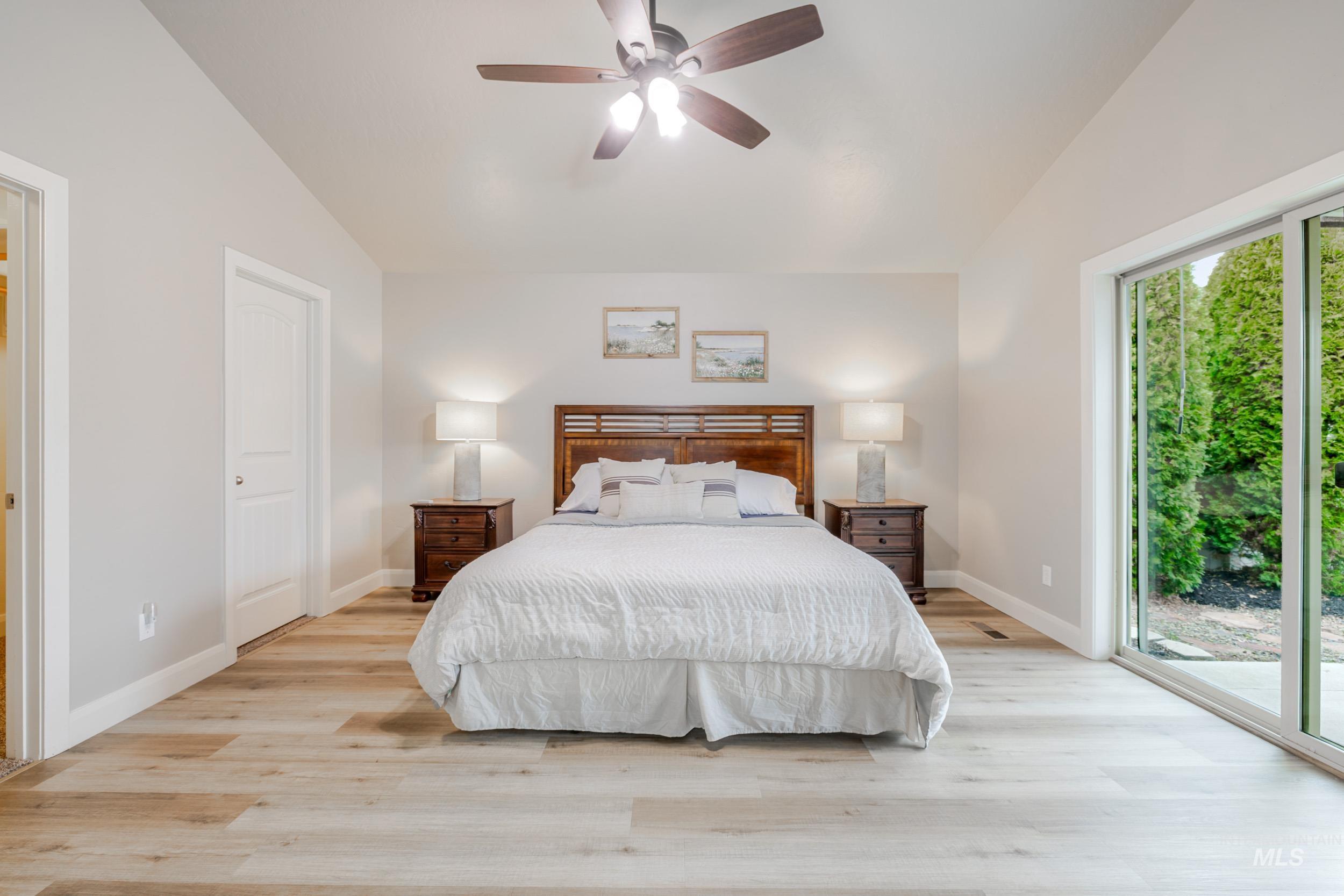 5262 W Los Flores, Meridian, Idaho 83646, 3 Bedrooms, 2 Bathrooms, Residential For Sale, Price $486,900,MLS 98975556