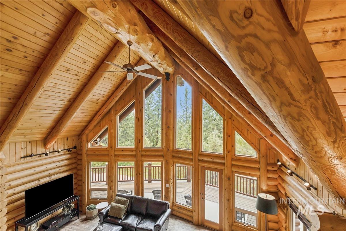 25 Bobcat Court, Garden Valley, Idaho 83622, 5 Bedrooms, 3.5 Bathrooms, Residential For Sale, Price $1,200,000,MLS 98975557