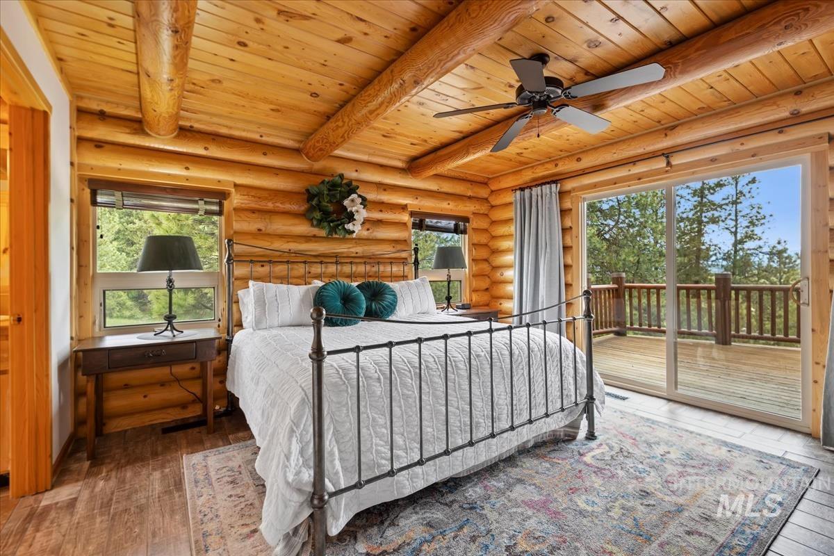 25 Bobcat Court, Garden Valley, Idaho 83622, 5 Bedrooms, 3.5 Bathrooms, Residential For Sale, Price $1,200,000,MLS 98975557