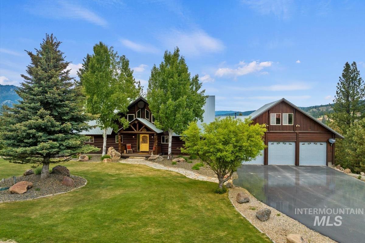 25 Bobcat Court, Garden Valley, Idaho 83622, 5 Bedrooms, 3.5 Bathrooms, Residential For Sale, Price $1,200,000,MLS 98975557