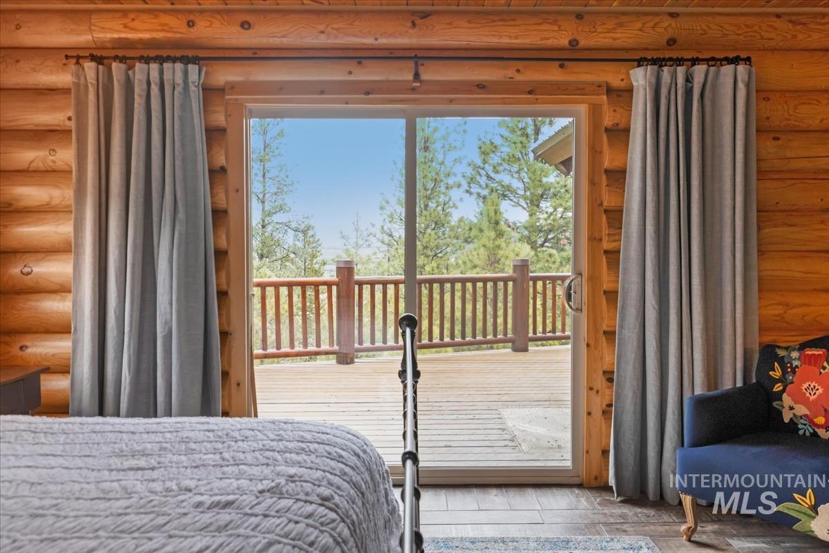 25 Bobcat Court, Garden Valley, Idaho 83622, 5 Bedrooms, 3.5 Bathrooms, Residential For Sale, Price $1,200,000,MLS 98975557