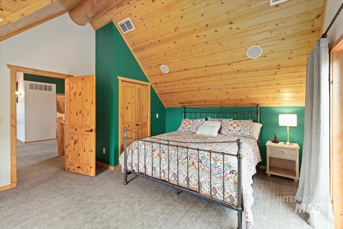 25 Bobcat Court, Garden Valley, Idaho 83622, 5 Bedrooms, 3.5 Bathrooms, Residential For Sale, Price $1,200,000,MLS 98975557