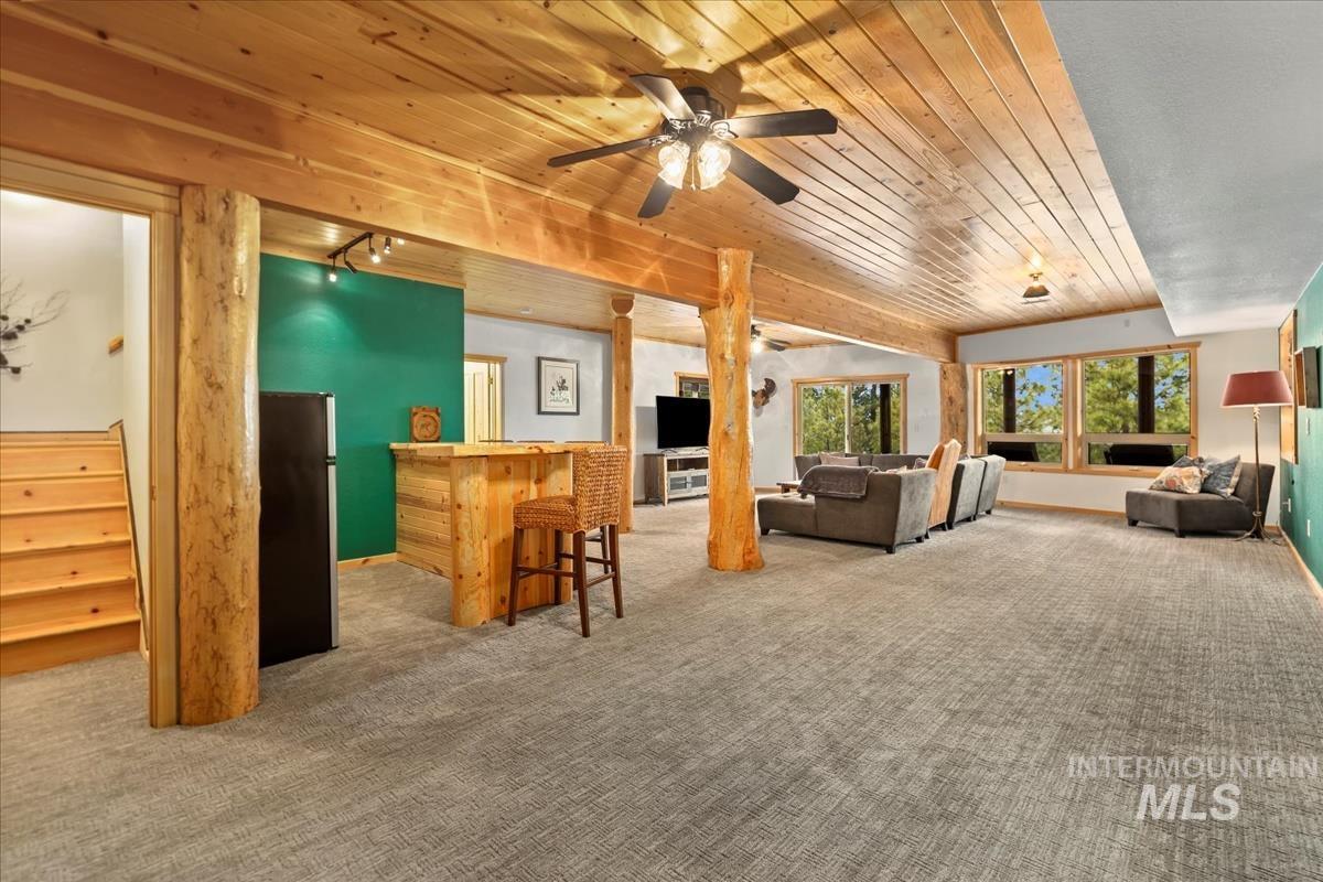 25 Bobcat Court, Garden Valley, Idaho 83622, 5 Bedrooms, 3.5 Bathrooms, Residential For Sale, Price $1,200,000,MLS 98975557