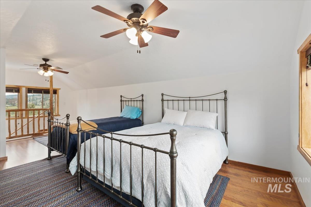 25 Bobcat Court, Garden Valley, Idaho 83622, 5 Bedrooms, 3.5 Bathrooms, Residential For Sale, Price $1,200,000,MLS 98975557