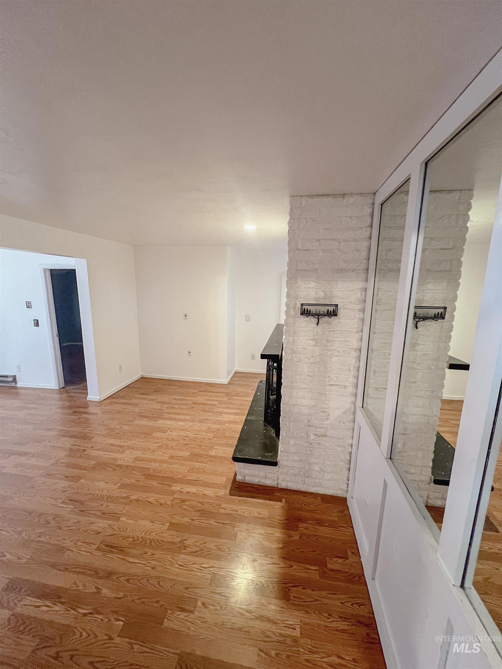 7107 W Amity Rd, Boise, Idaho 83709, 4 Bedrooms, 3.5 Bathrooms, Residential For Sale, Price $559,000,MLS 98975559