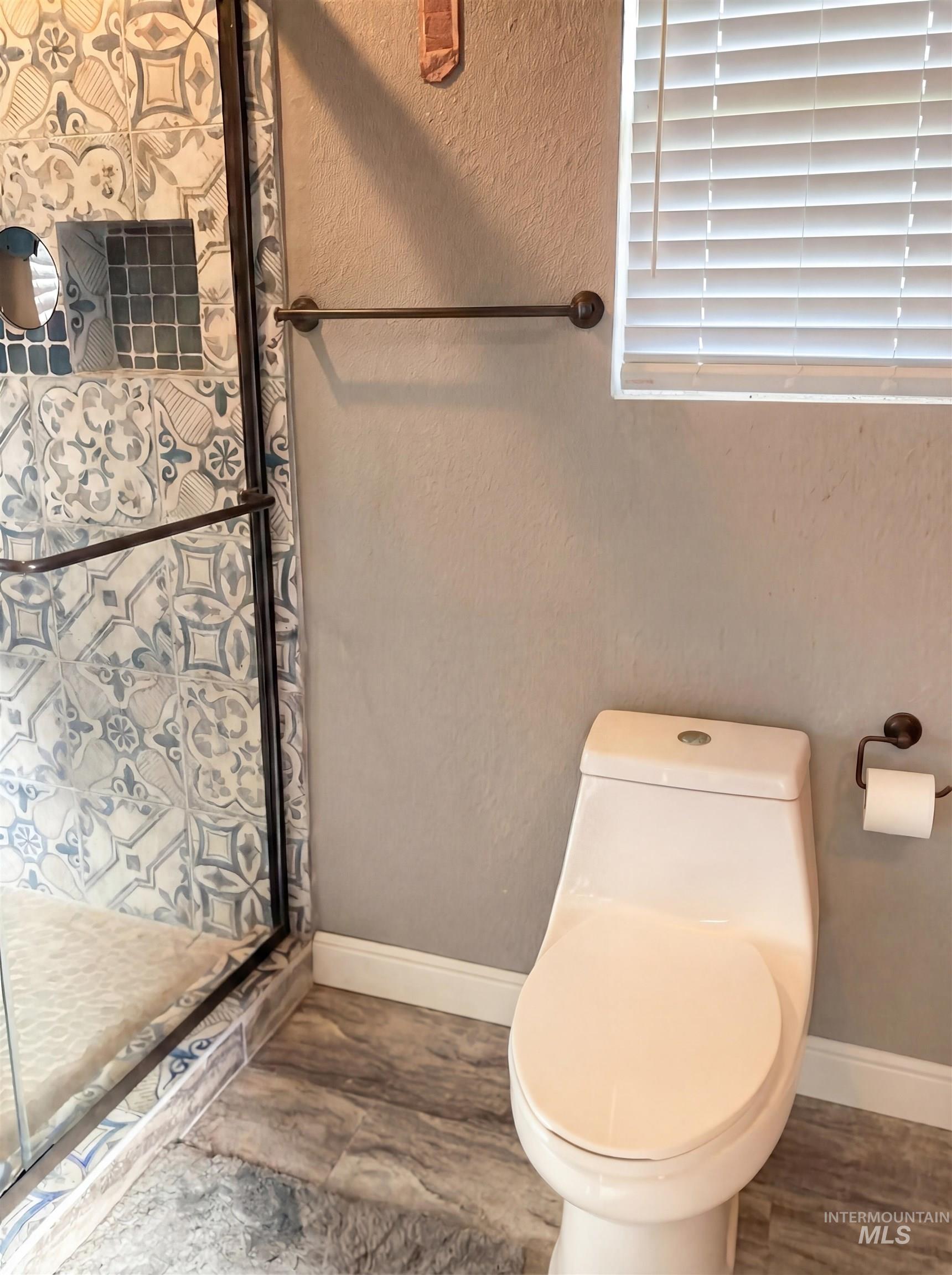 7694 Birch Ln, Nampa, Idaho 83687, 4 Bedrooms, 3 Bathrooms, Residential Income For Sale, Price $550,000,MLS 98975563