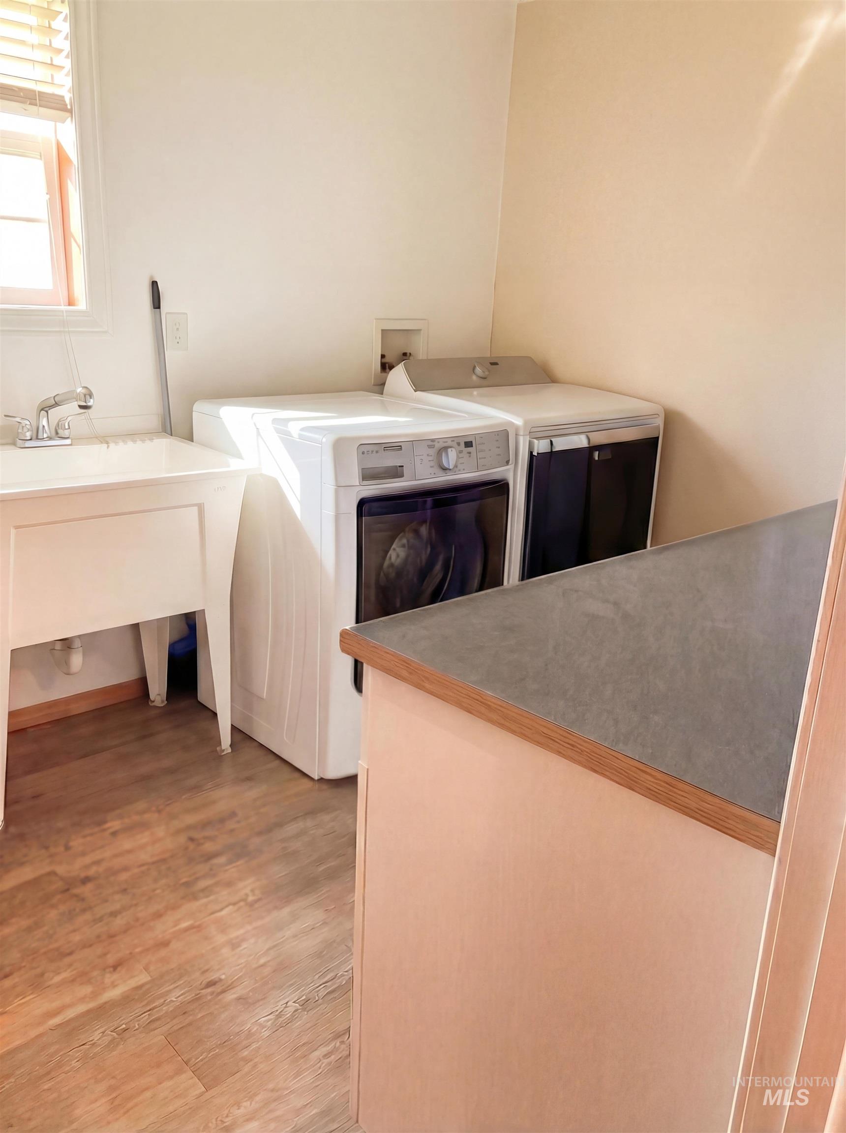 7694 Birch Ln, Nampa, Idaho 83687, 4 Bedrooms, 3 Bathrooms, Residential Income For Sale, Price $550,000,MLS 98975563