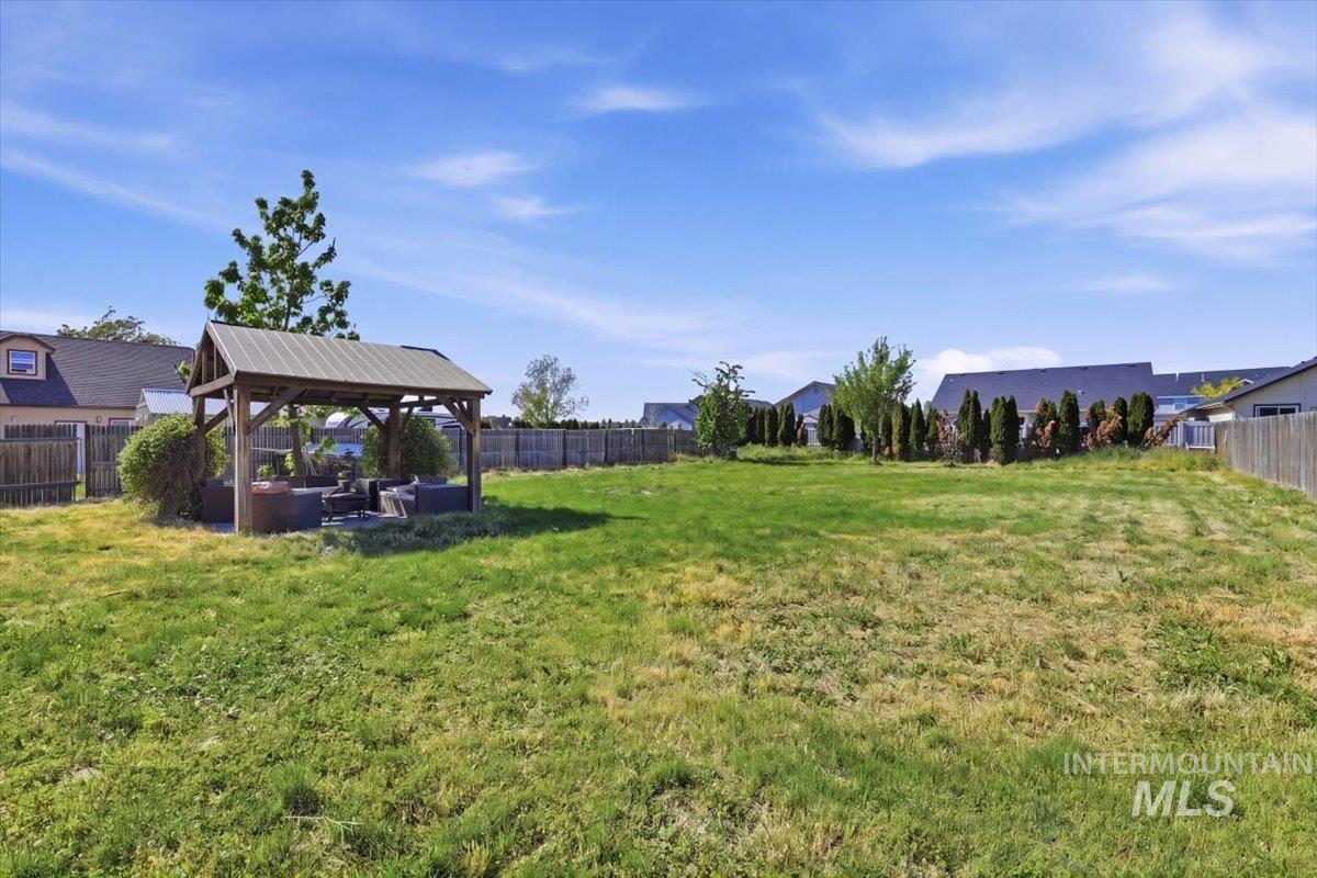 7694 Birch Ln, Nampa, Idaho 83687, 4 Bedrooms, 3 Bathrooms, Residential Income For Sale, Price $545,000, 98975563