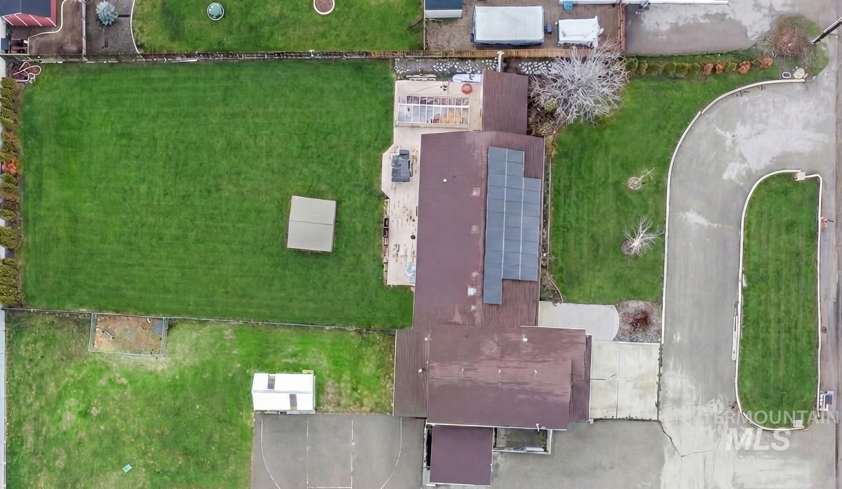 7694 Birch Ln, Nampa, Idaho 83687, 4 Bedrooms, 3 Bathrooms, Residential Income For Sale, Price $550,000,MLS 98975563