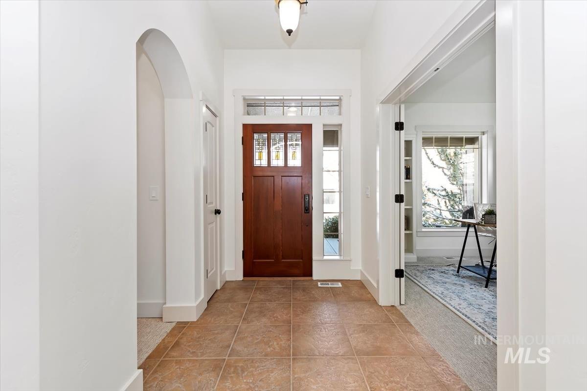 12126 N N Humphreys Way, Boise, Idaho 83714, 4 Bedrooms, 2 Bathrooms, Residential For Sale, Price $937,500,MLS 98975564