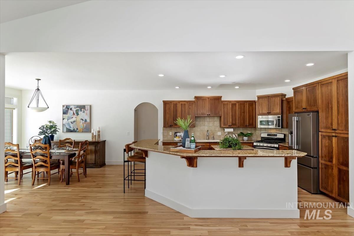 12126 N N Humphreys Way, Boise, Idaho 83714, 4 Bedrooms, 2 Bathrooms, Residential For Sale, Price $937,500,MLS 98975564