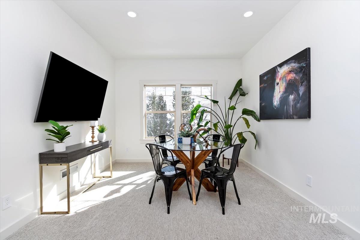 12126 N N Humphreys Way, Boise, Idaho 83714, 4 Bedrooms, 2 Bathrooms, Residential For Sale, Price $937,500,MLS 98975564